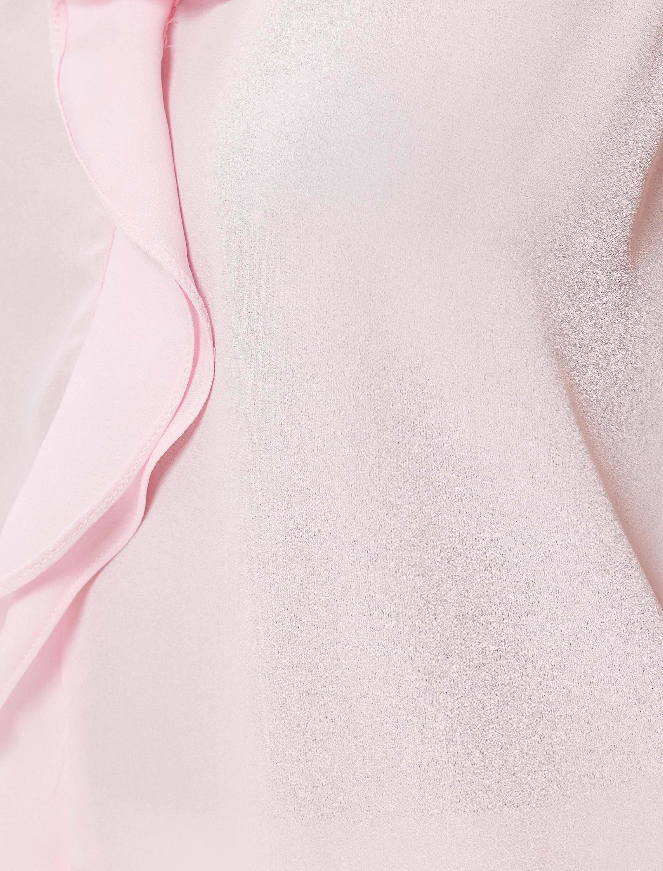   Kolsuz Fırfırlı Şifon Bluz V Yaka