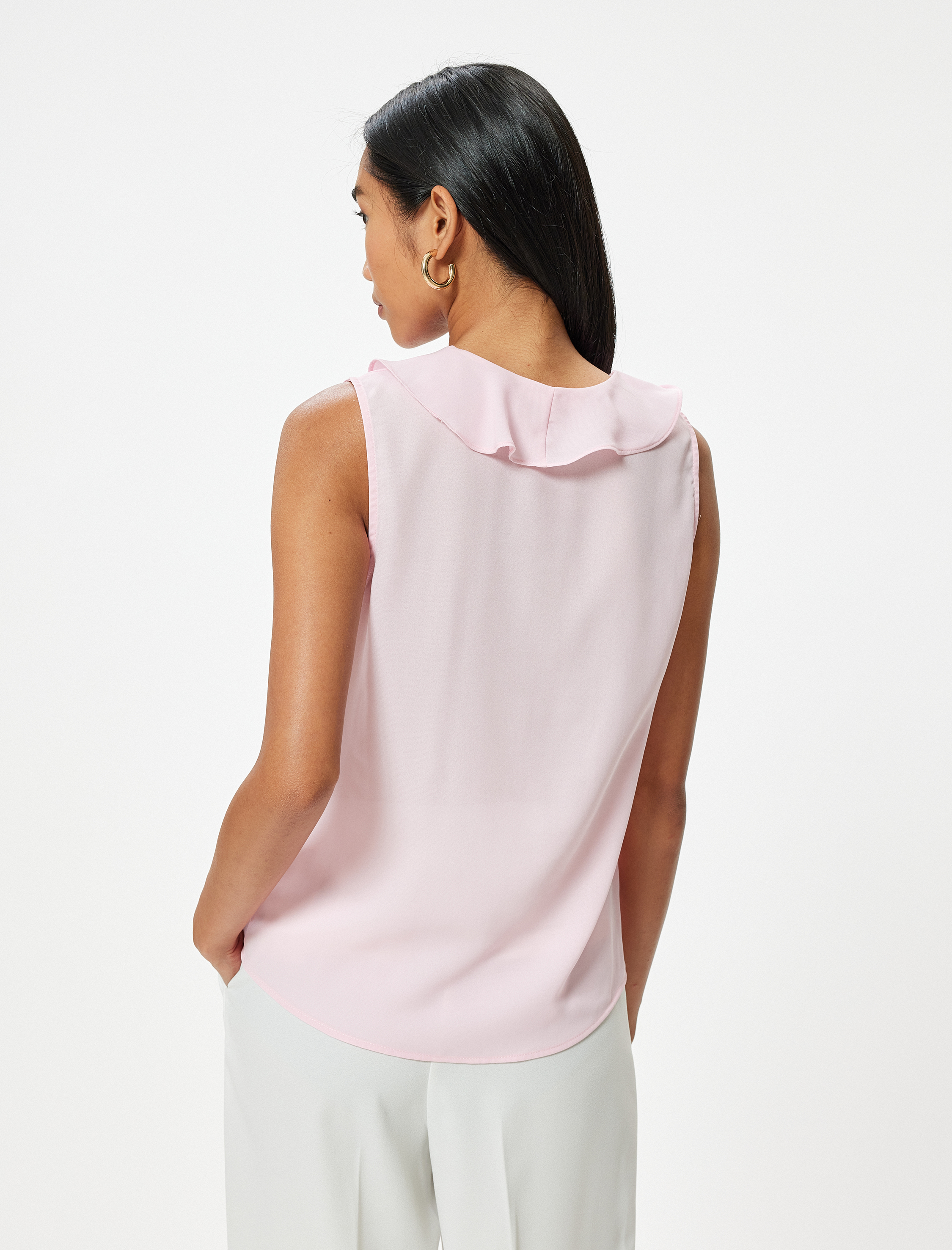   Kolsuz Fırfırlı Şifon Bluz V Yaka