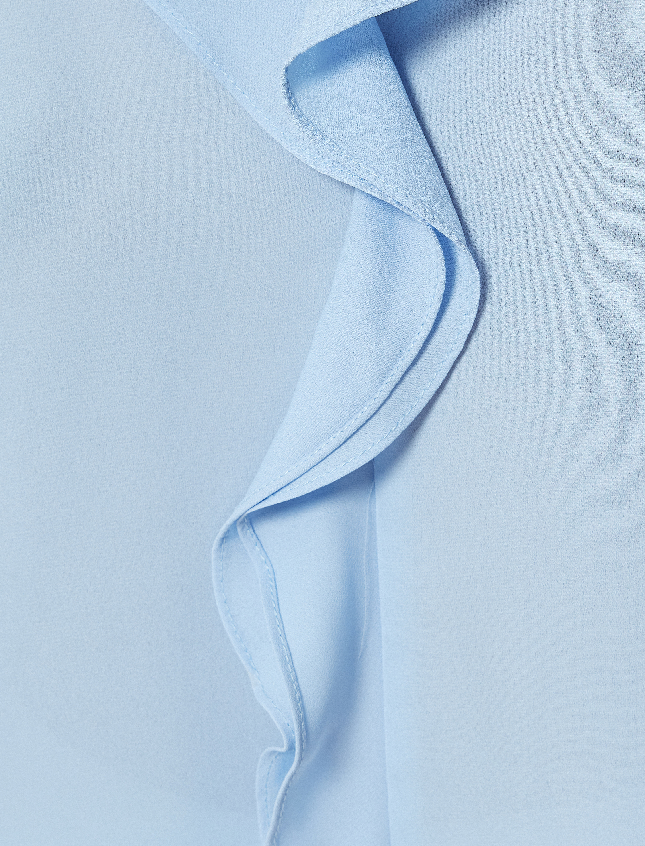   Kolsuz Fırfırlı Şifon Bluz V Yaka