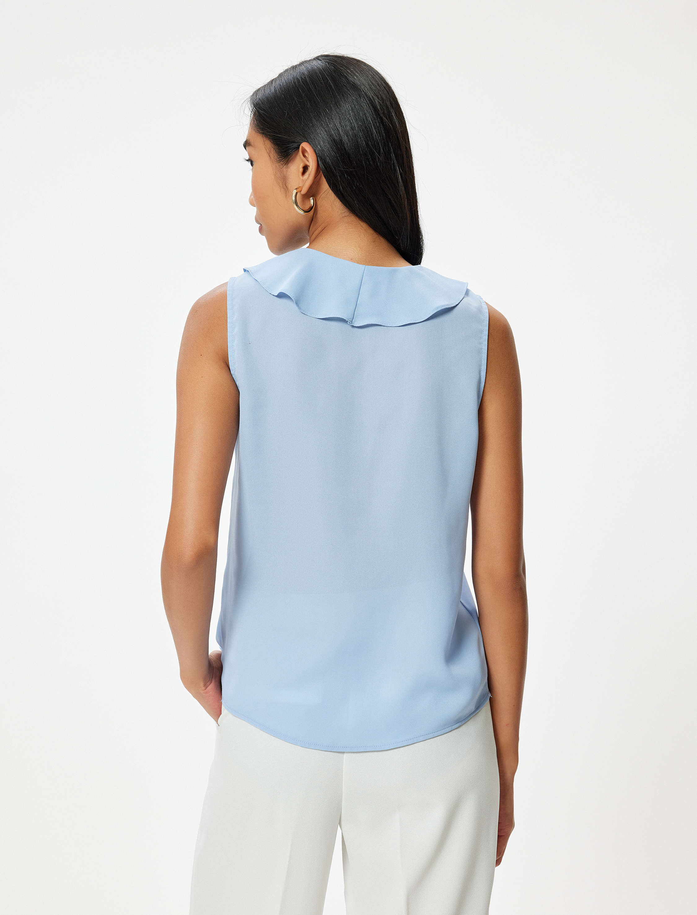   Kolsuz Fırfırlı Şifon Bluz V Yaka