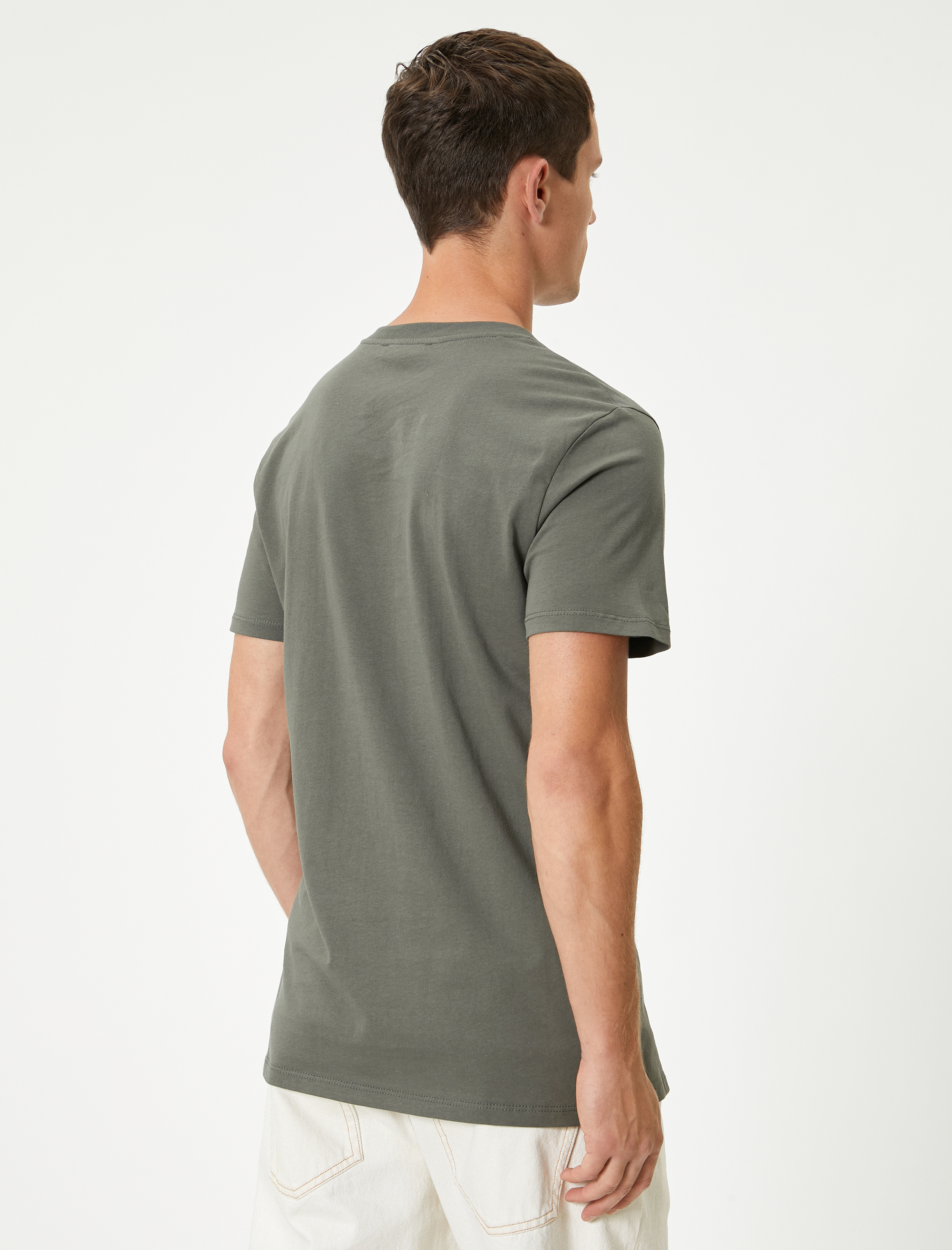 Basic Tişört Slim Fit Bisiklet Yaka Kısa Kollu