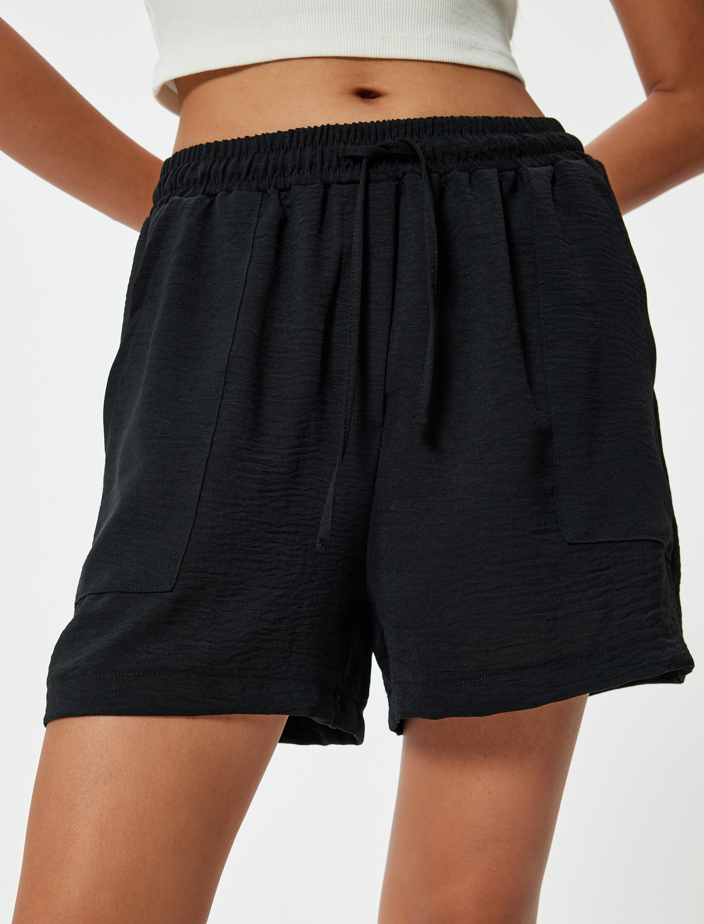   Cepli Şort Rahat Kalıp Beli Bağlamalı Aerobin Kumaş