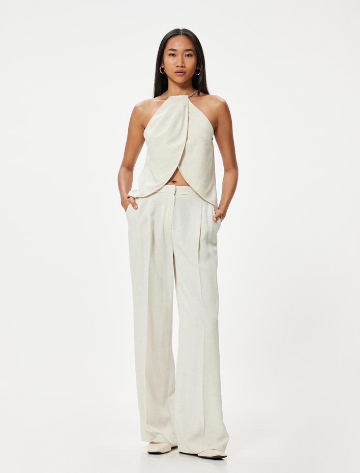  Halter Yaka Bluz Asimetrik Kesim Pencere Detaylı Keten Karışımlı