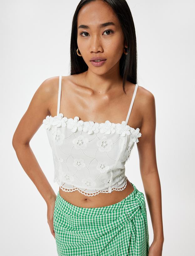 Koton X Sibil Çetinkaya - Çiçekli Fisto Crop Üst Slim Fit İnce Askılı_0