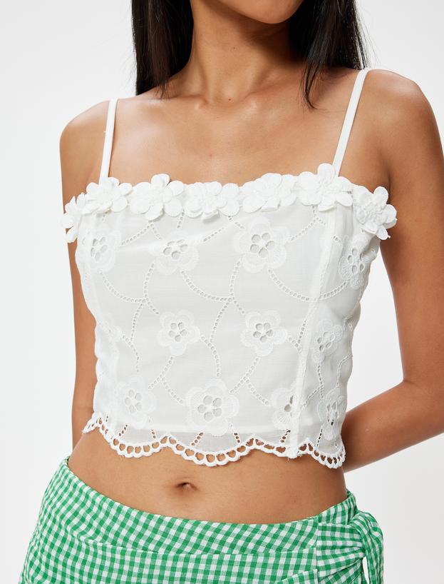 Koton X Sibil Çetinkaya - Çiçekli Fisto Crop Üst Slim Fit İnce Askılı_4
