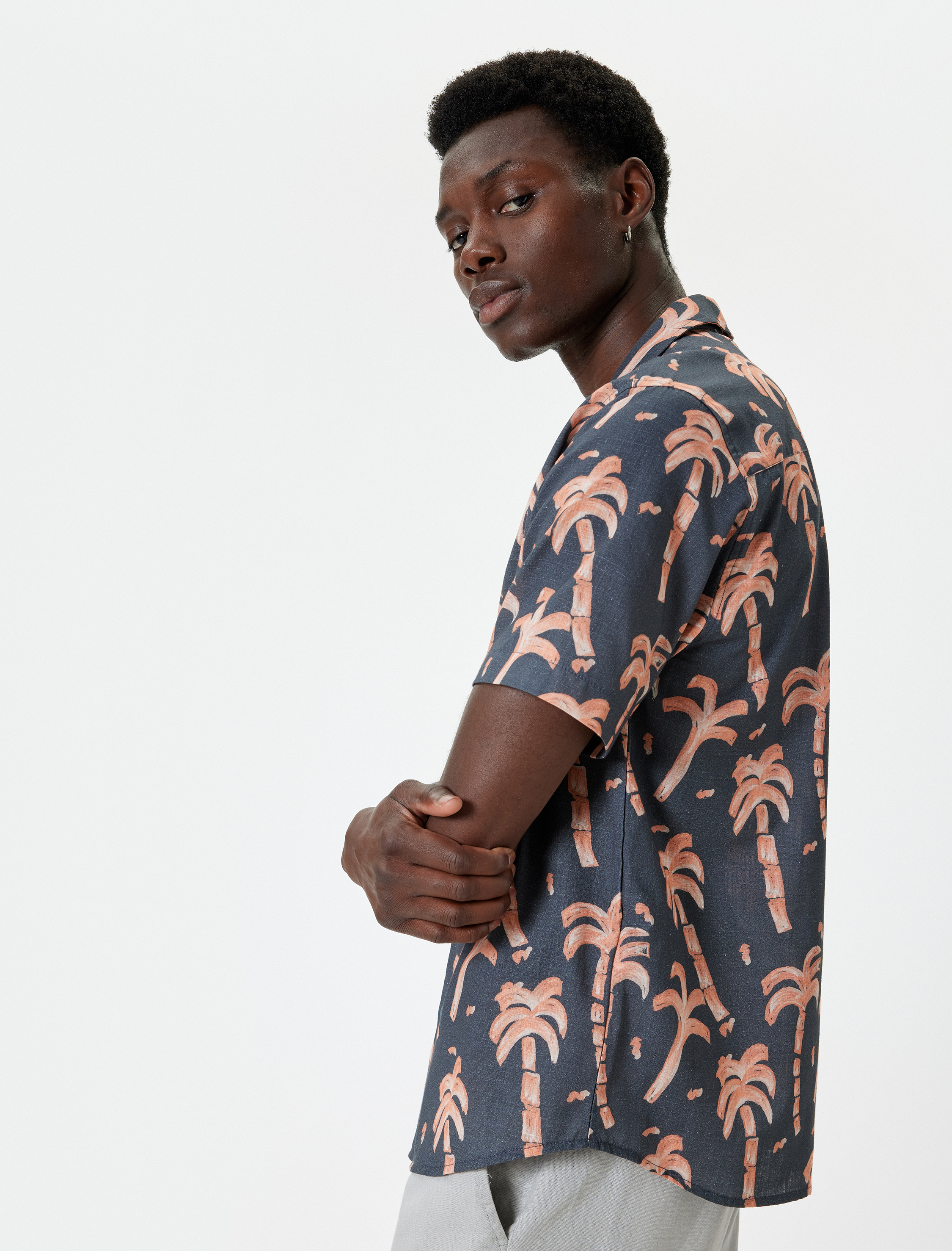   Palmiye Desenli Gömlek Kısa Kollu Pamuklu Regular Fit