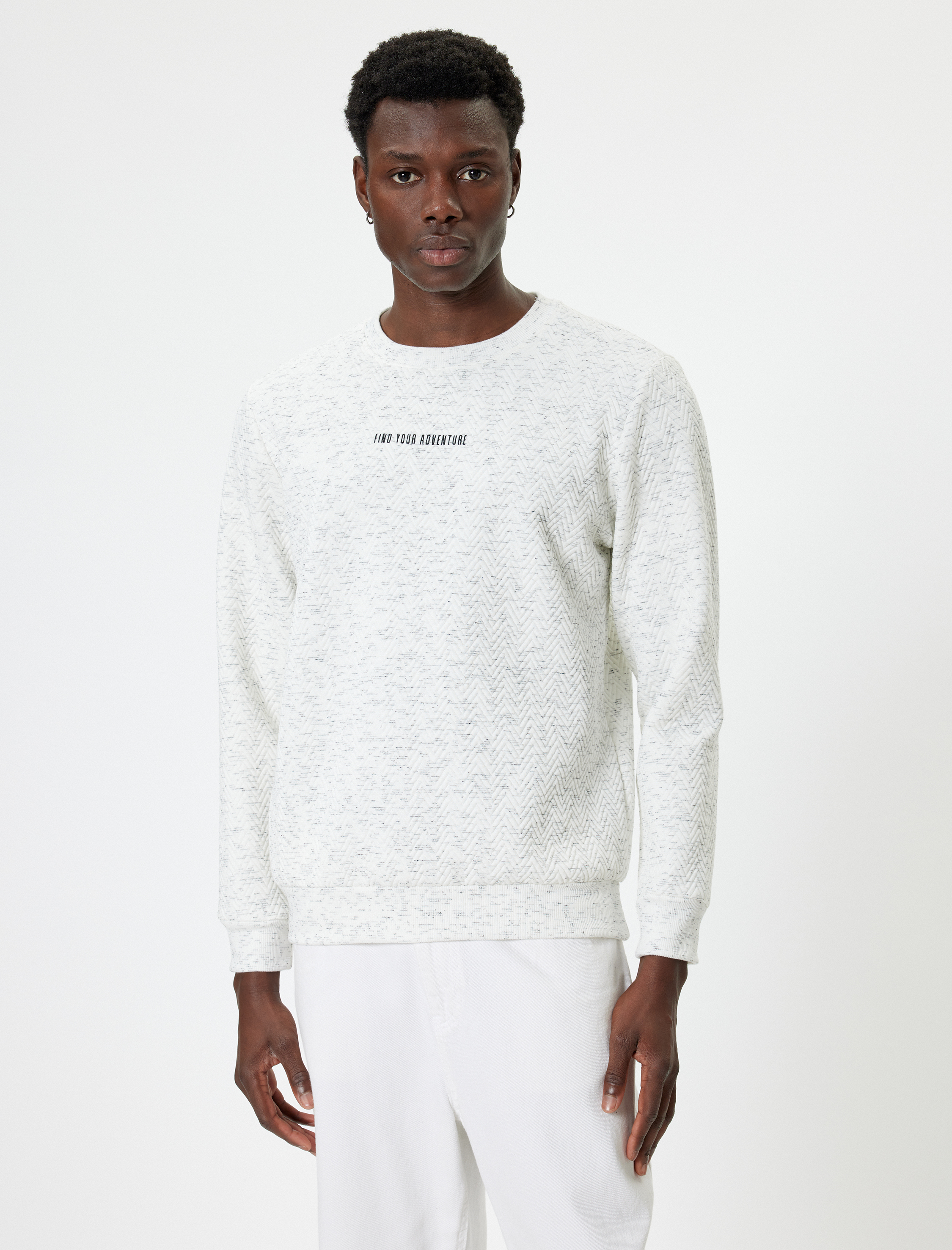   Slogan İşlemeli Sweatshirt Basic Dokulu Bisiklet Yaka Uzun Kollu