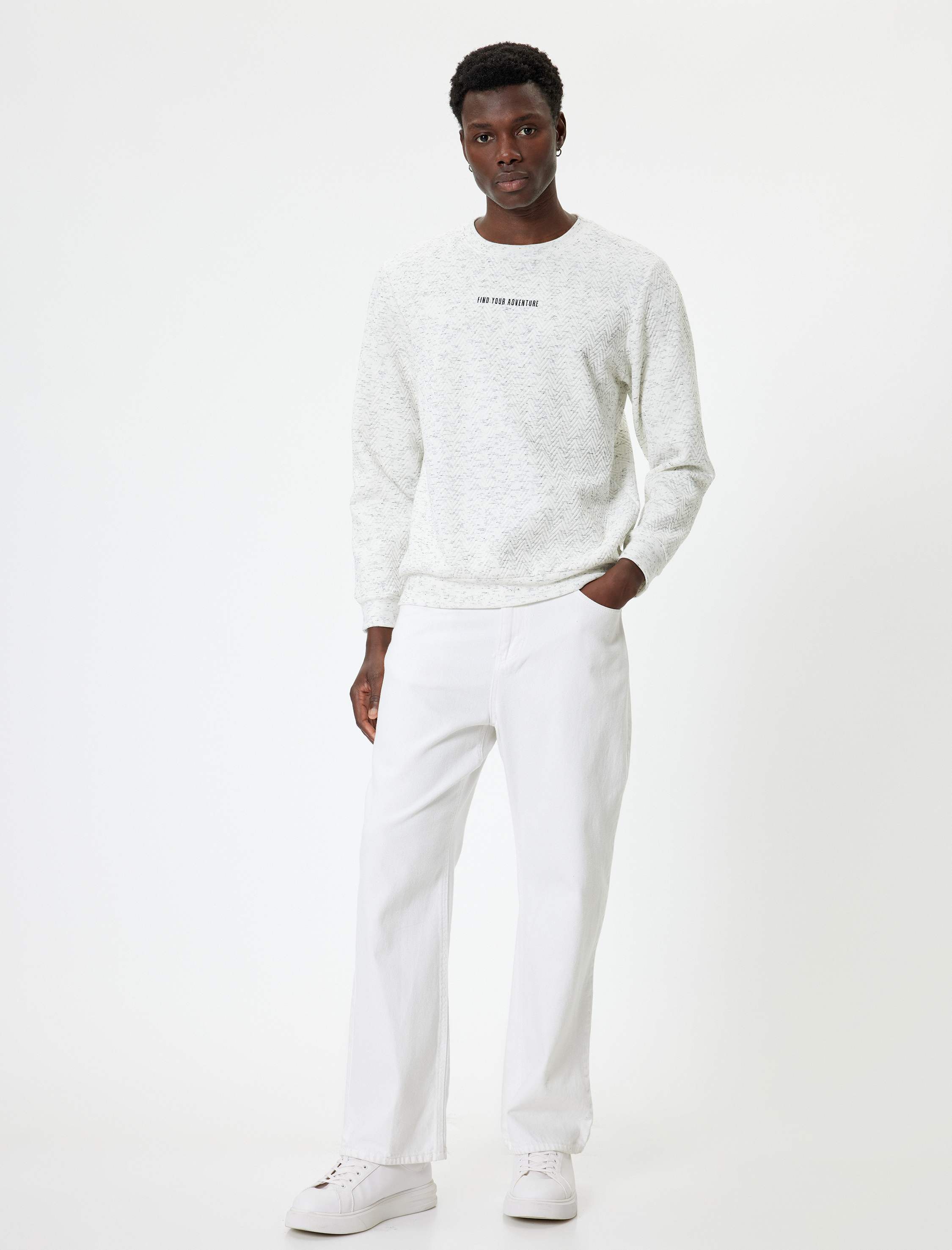   Slogan İşlemeli Sweatshirt Basic Dokulu Bisiklet Yaka Uzun Kollu