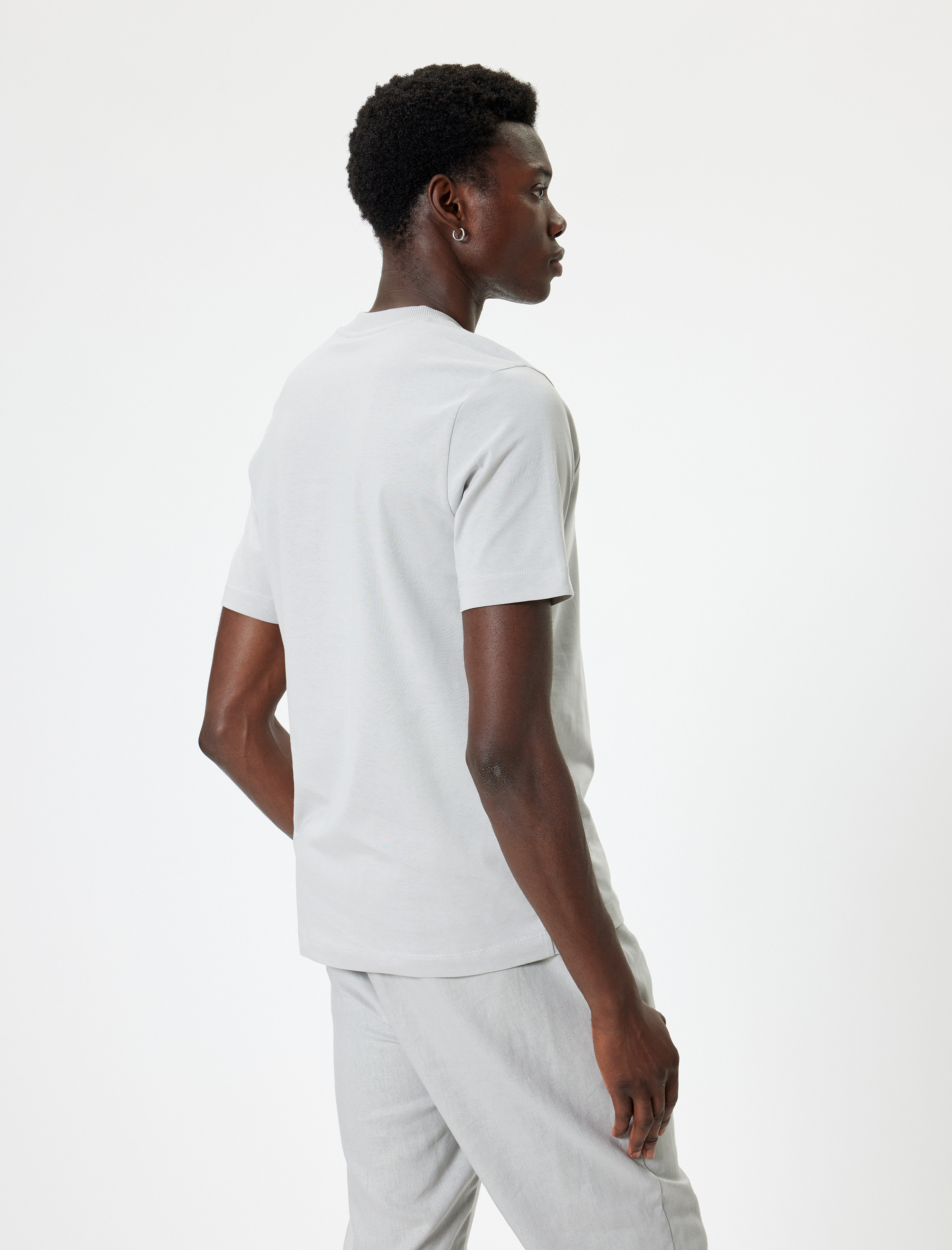   Kısa Kollu Pamuklu Bisiklet Yaka Basic Tişört