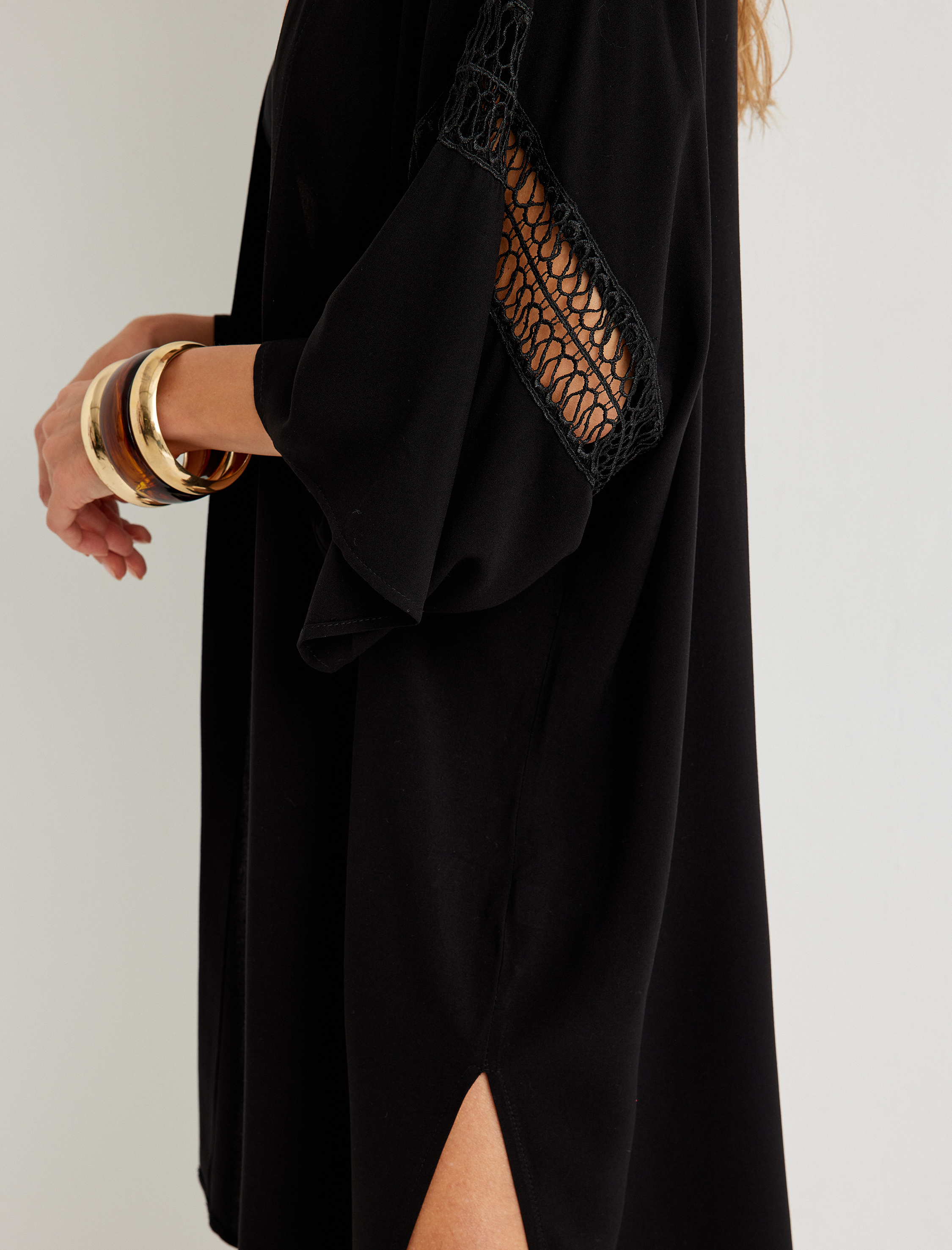   Midi Kimono Kolları İşleme Detaylı Rahat Kesim