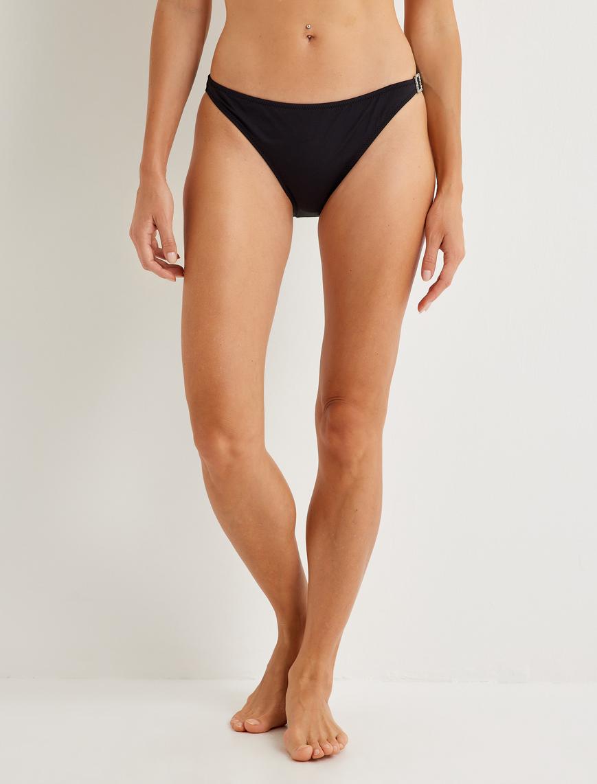   Slip Bikini Altı Taşlı Toka Detaylı Standart Bel Mat Kumaş
