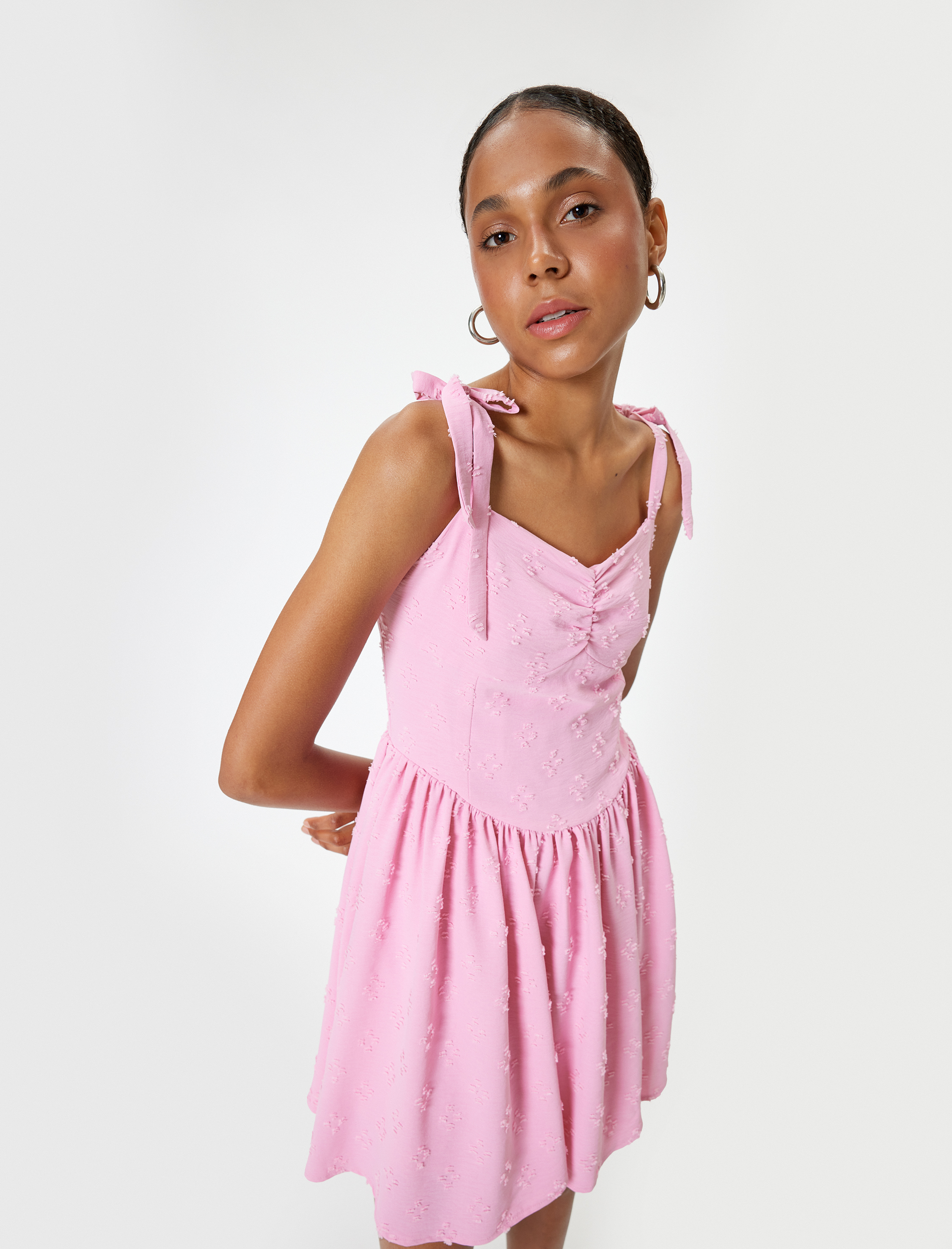   Mini Elbise Askılı Poplin Gipeli V Yaka Slim Fit