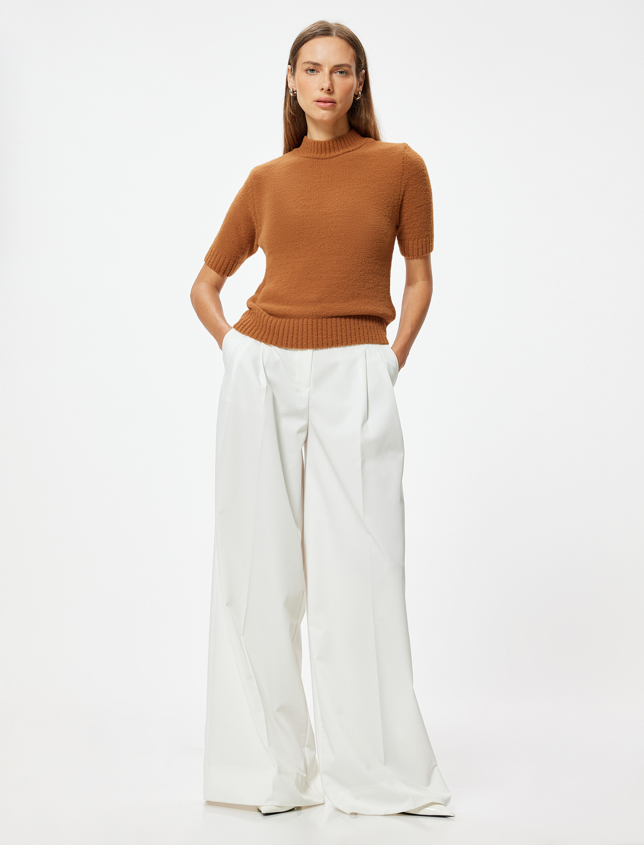   Kısa Kollu Kazak Yumuşak Dokulu Dik Yaka