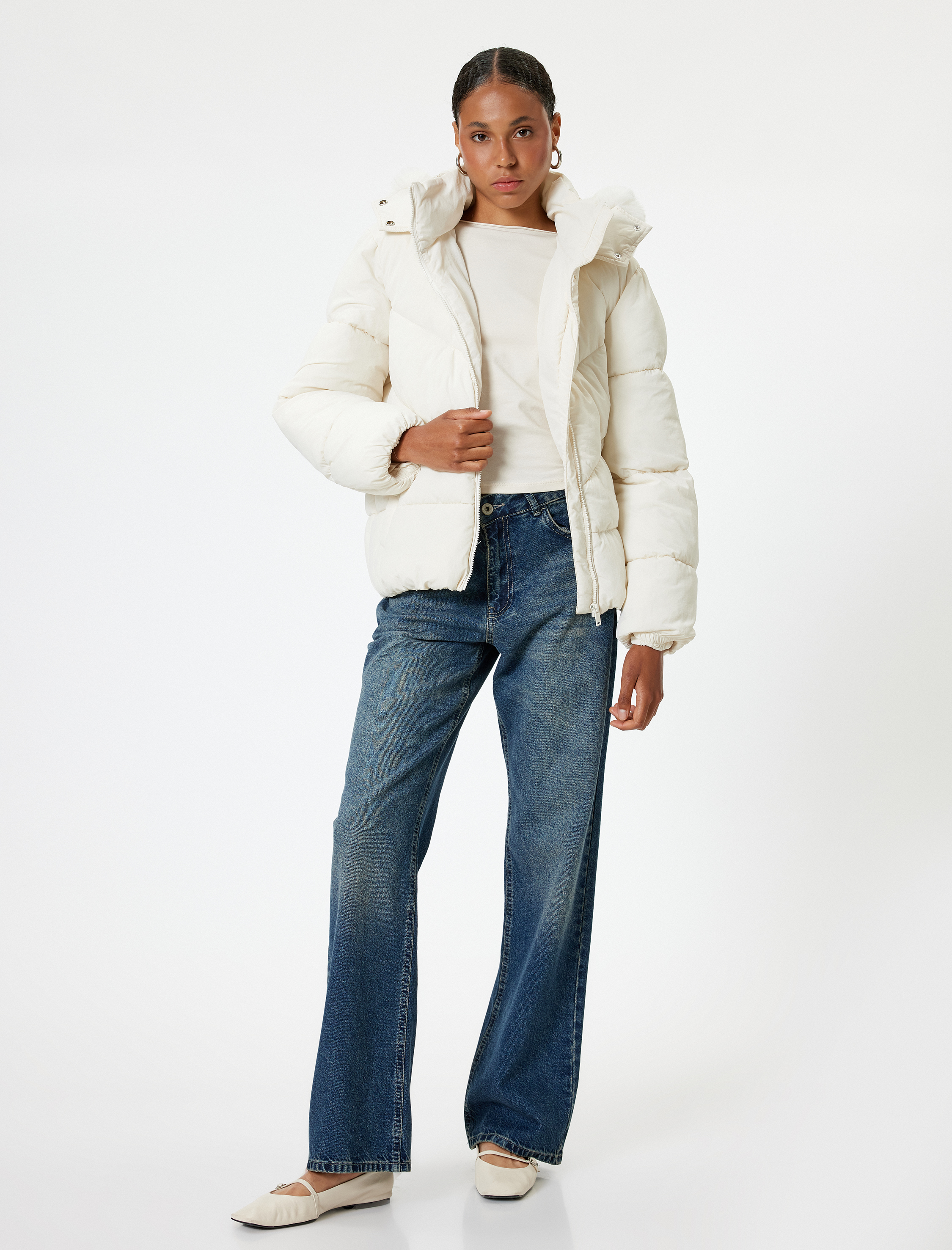   Kapitone Mont Kapüşonlu Fermuarlı Yakası Suni Kürklü Cepli