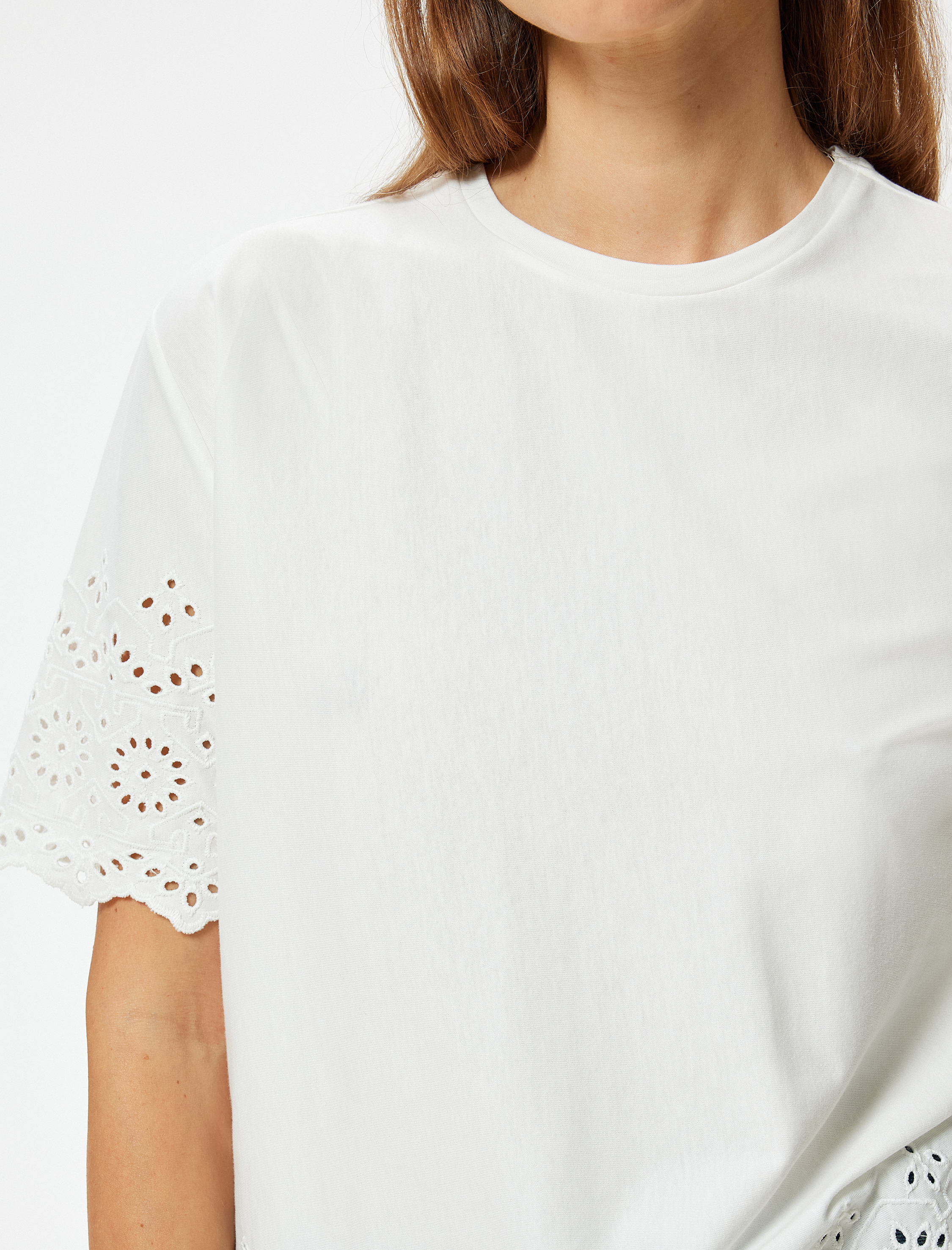   Fisto Detaylı Tişört Kısa Kollu Bisiklet Yaka Pamuklu