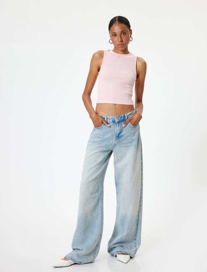  Atlet Sırt Detaylı Bisiklet Yaka Kolsuz Slim Fit