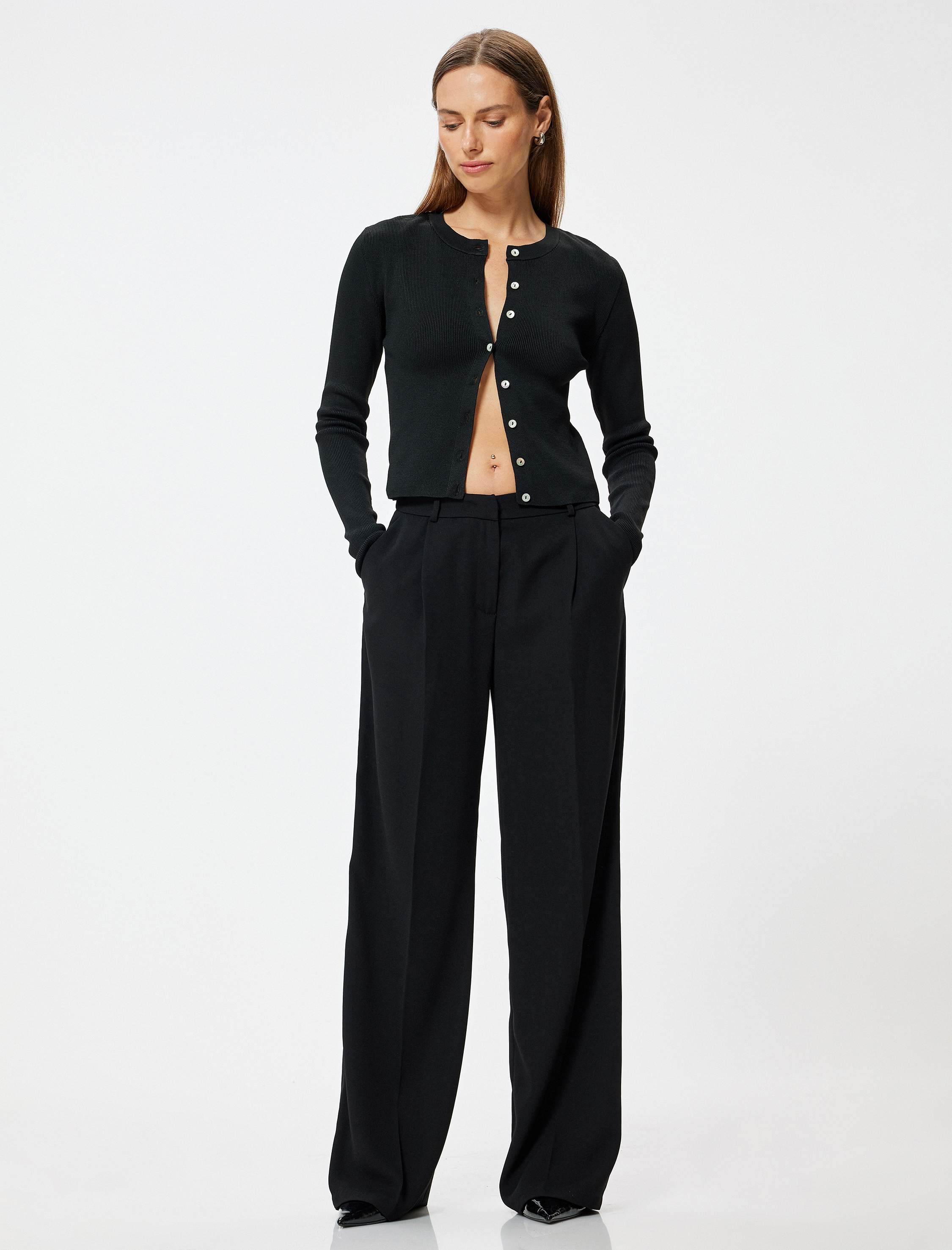   Triko Hırka Yuvarlak Yaka Düğmeli Uzun Kollu