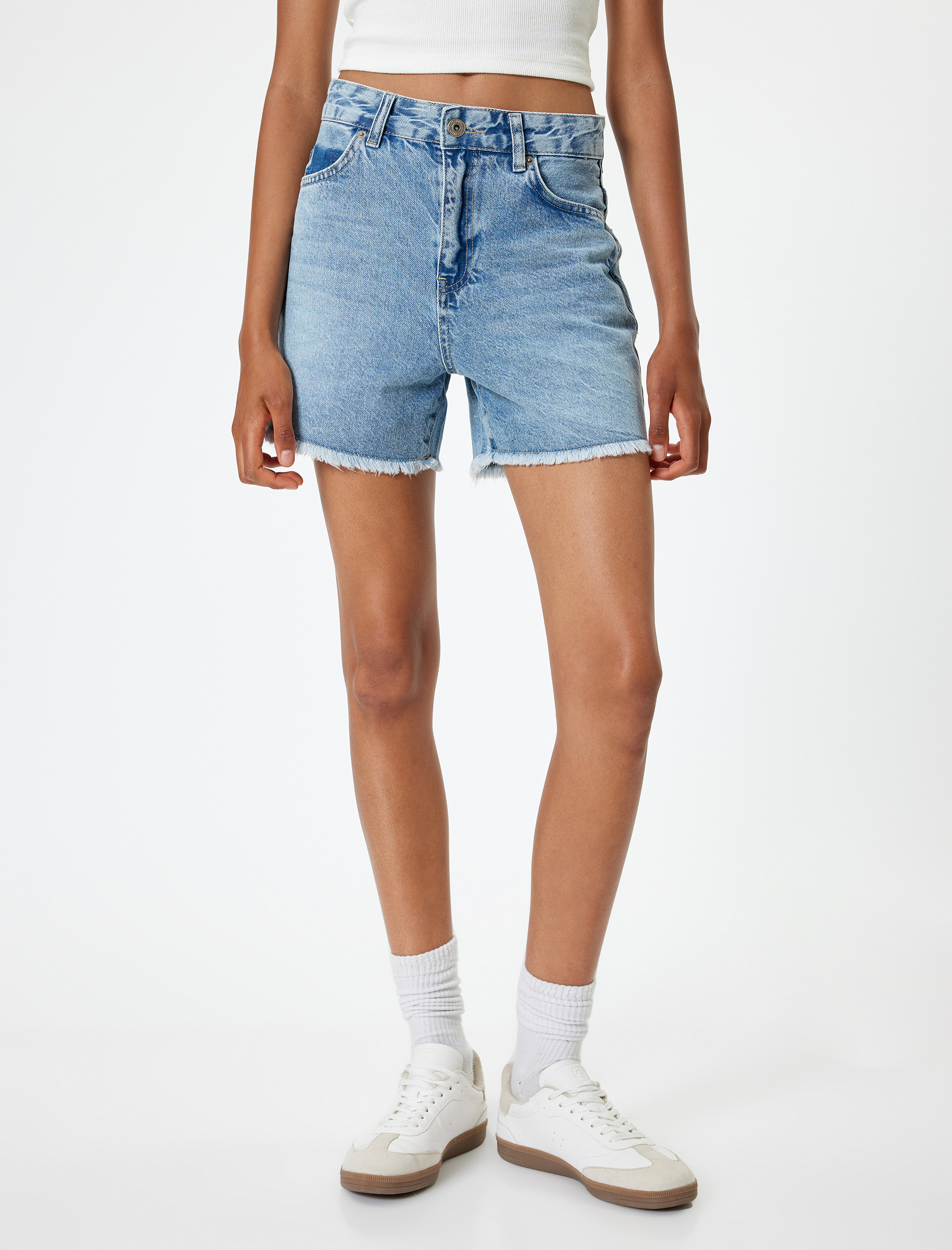   Mini Kot Şort Düğmeli Standart Bel Rahat Kesim Cep Detaylı