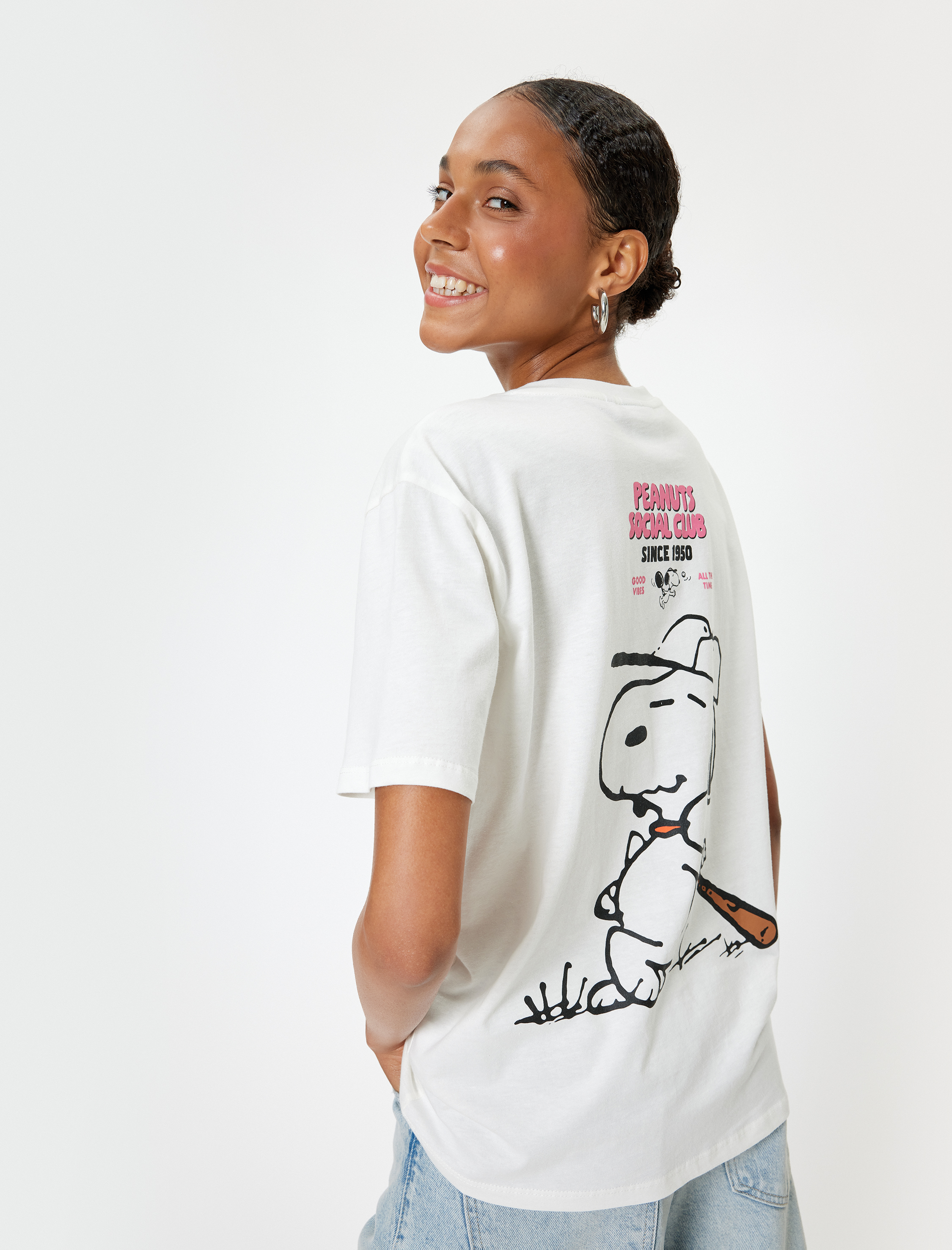   Snoopy Tişört Arkası Baskılı Oversize Kısa Kollu Lisanslı