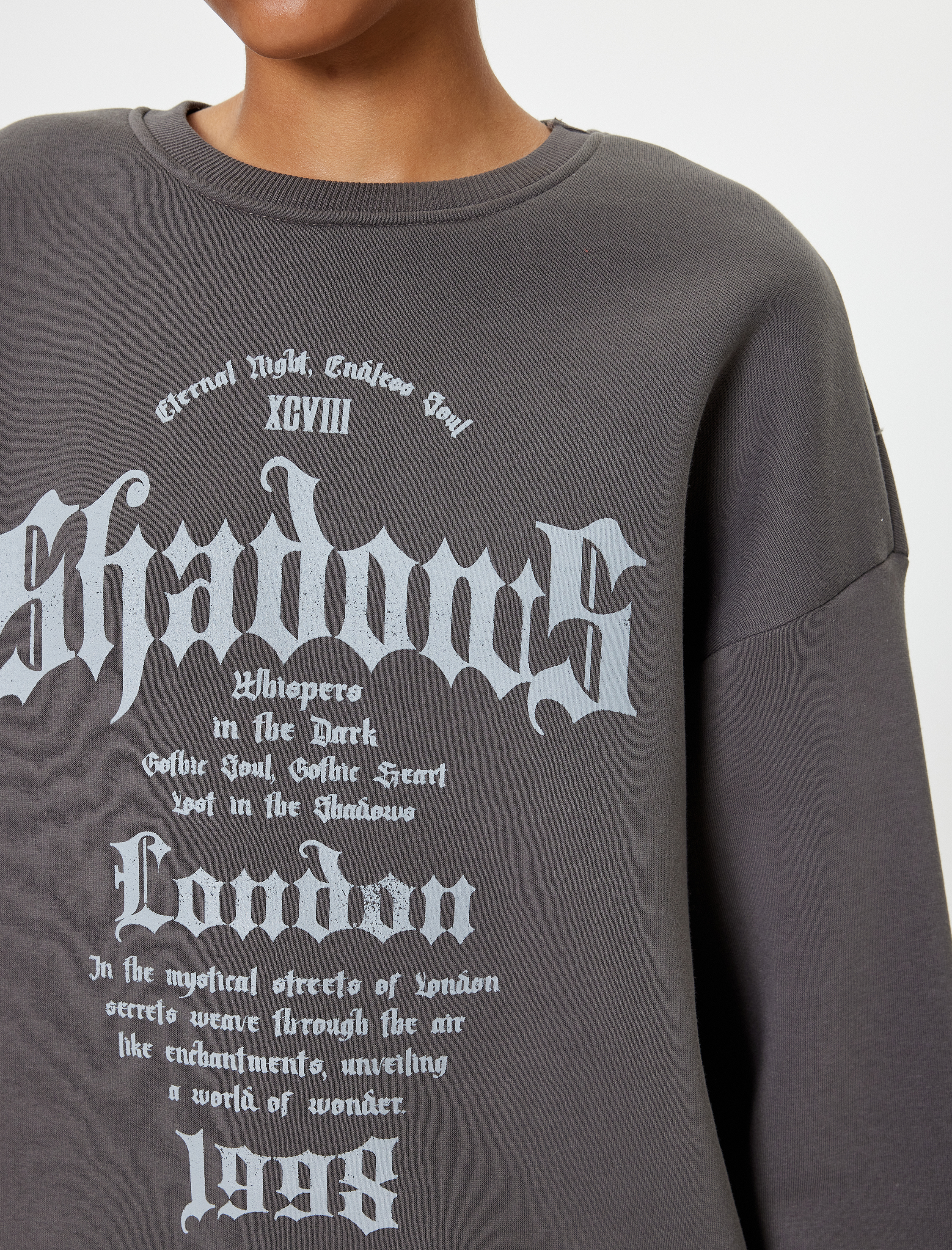   Oversize Sweatshirt Grafiti Baskılı Bisiklet Yaka Şardonlu