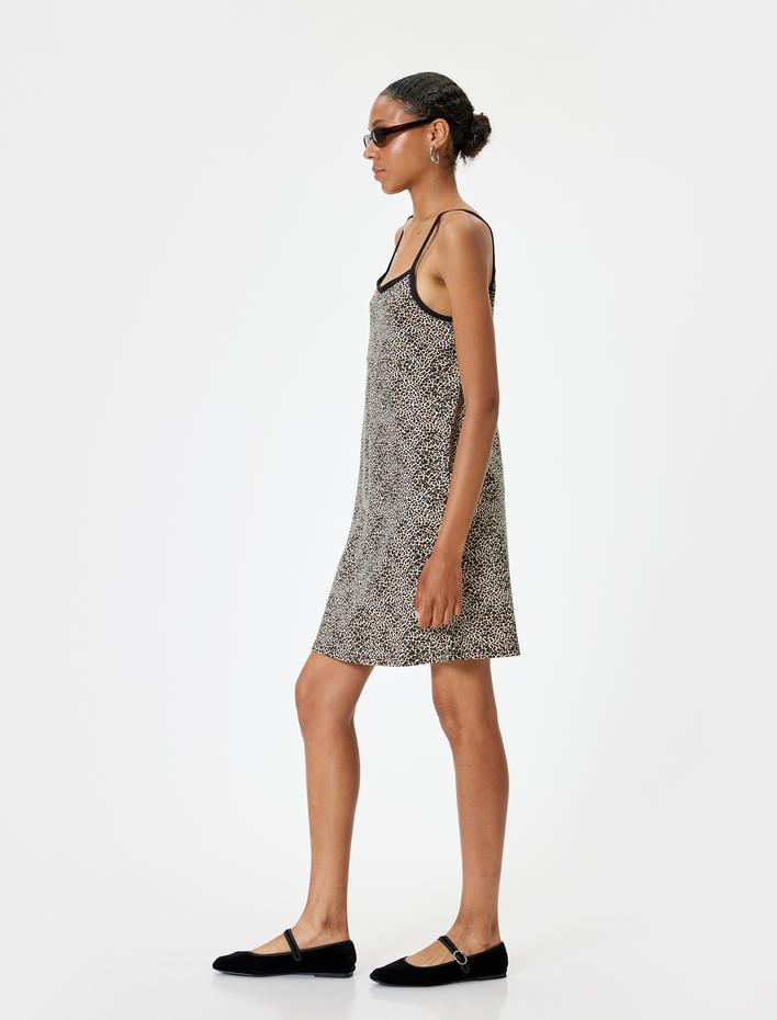  Leopar Desenli Elbise Kloş Mini Askılı Rahat Kesim