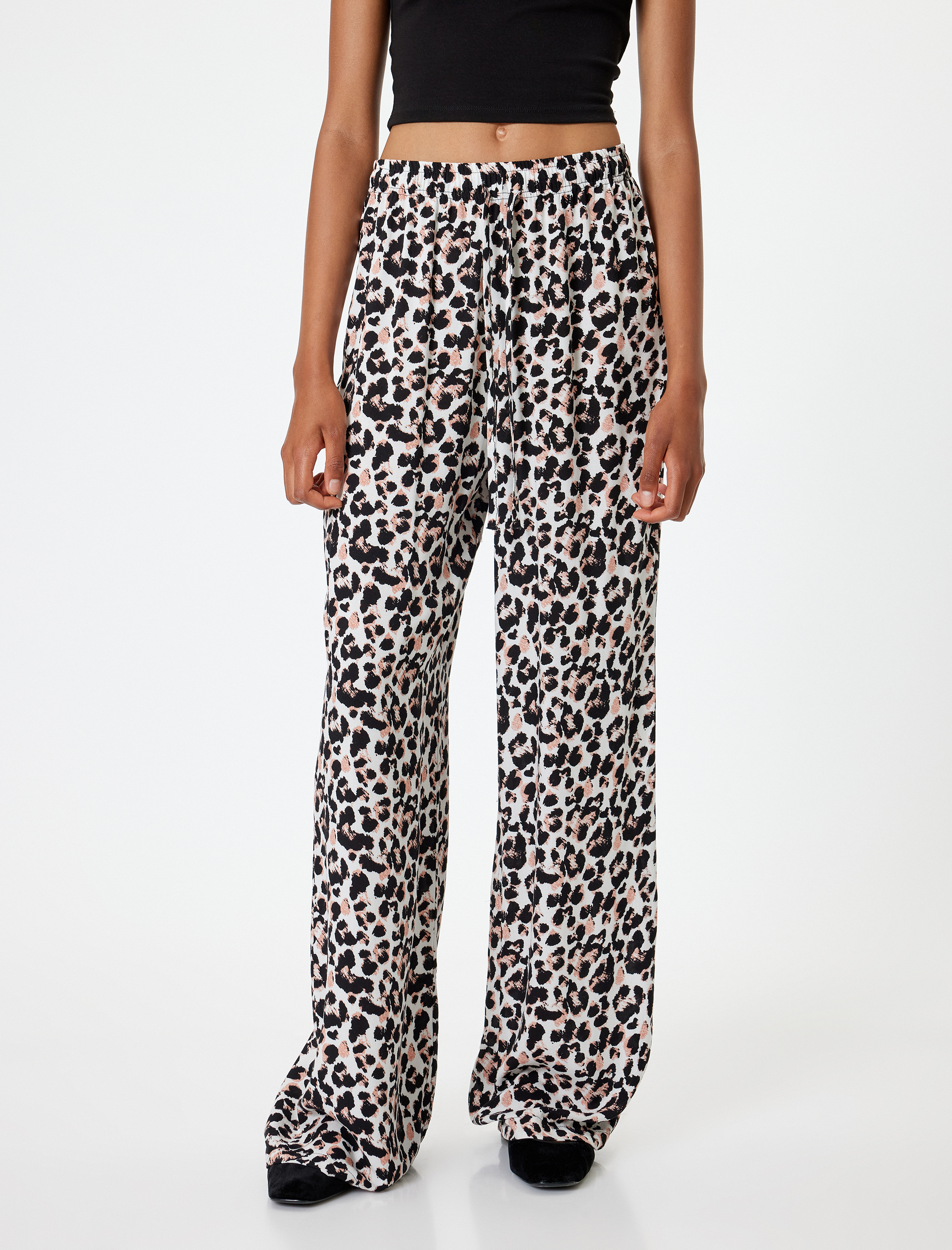   Leopar Desenli Pantolon Beli Bağcıklı Viskon Kumaş