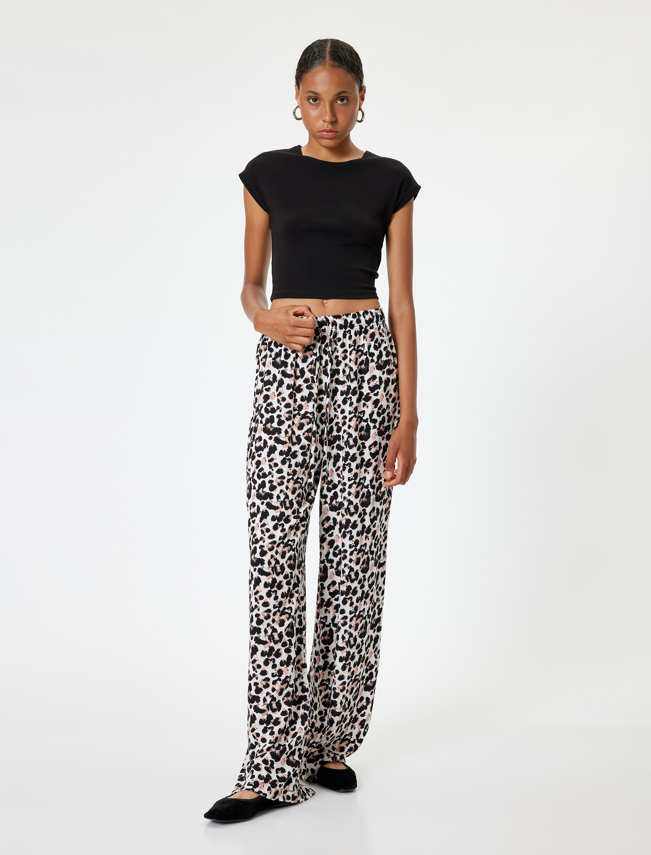   Leopar Desenli Pantolon Beli Bağcıklı Viskon Kumaş