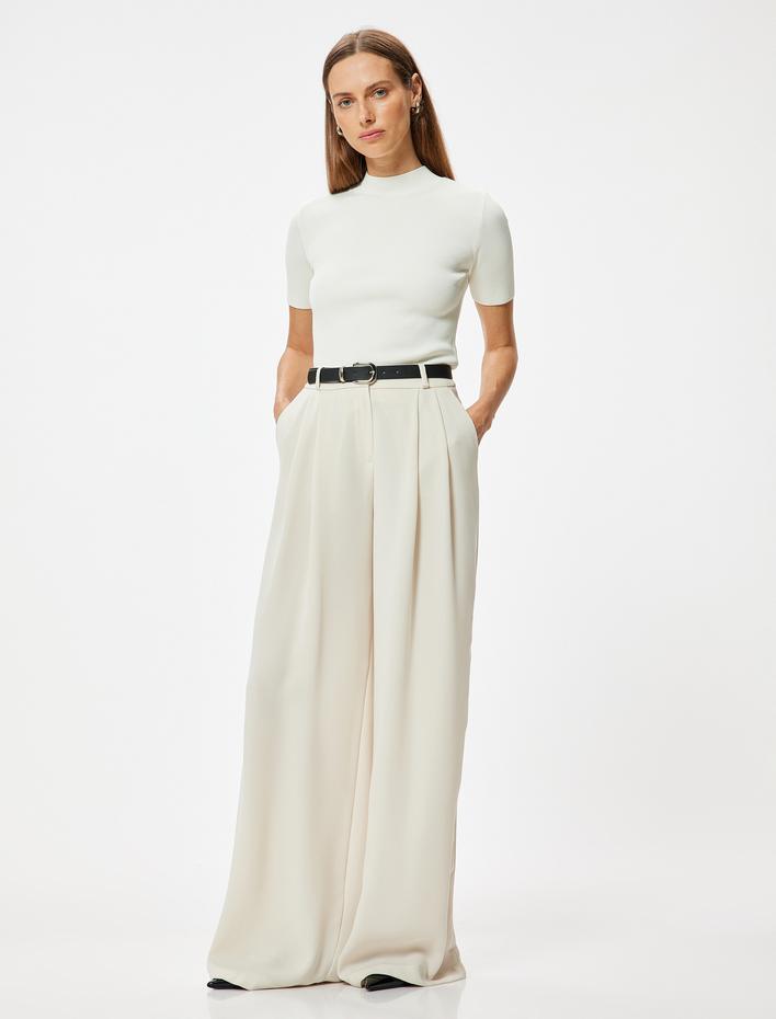  Kısa Kollu Basic Dik Yaka Triko Kazak