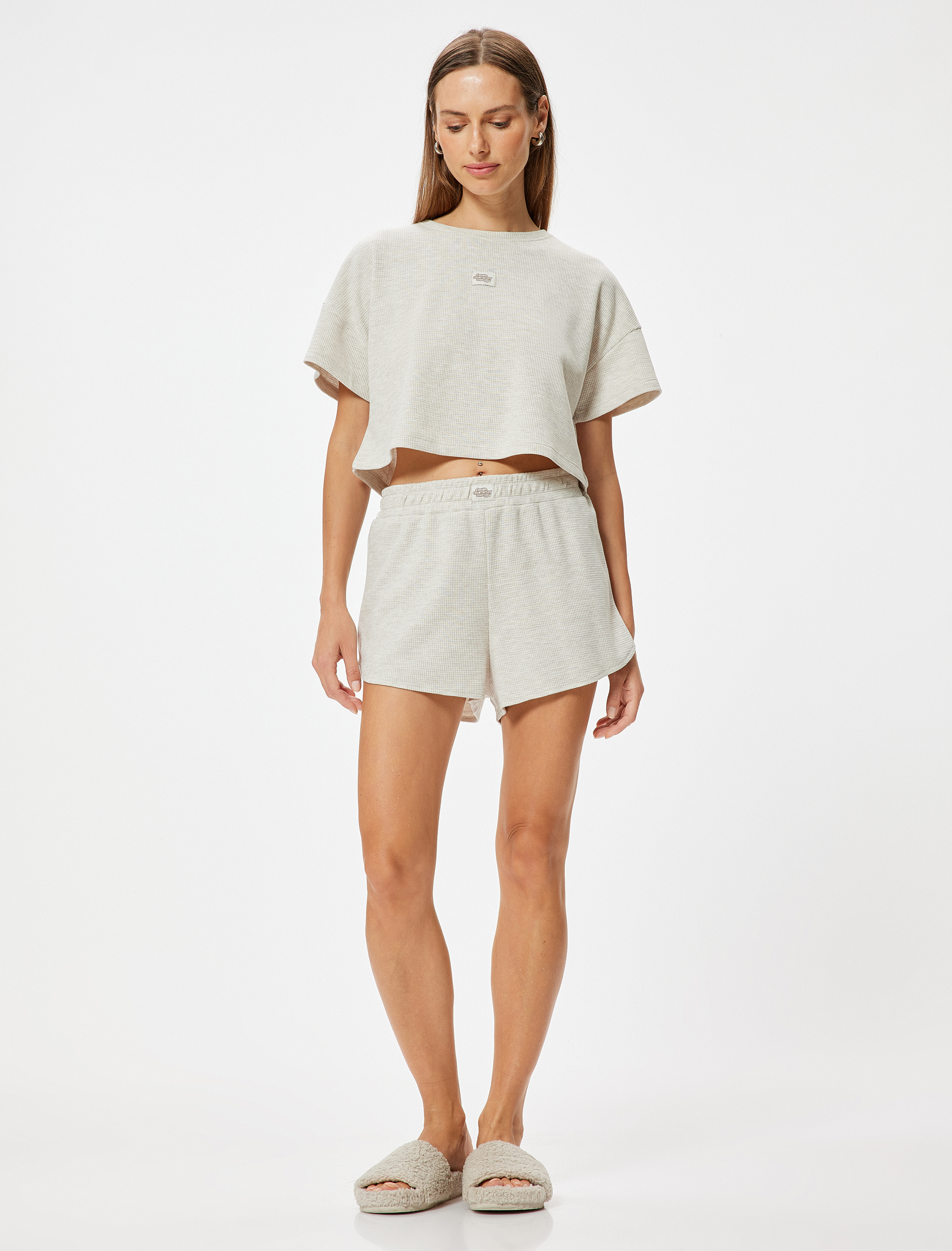   Şort Pijama Altı Beli Lastikli Etiket Detaylı