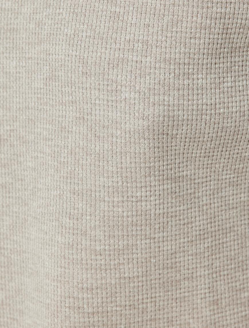   Dokulu Crop Pijama Üstü Kısa Kollu Bisiklet Yaka Rahat Kalıp