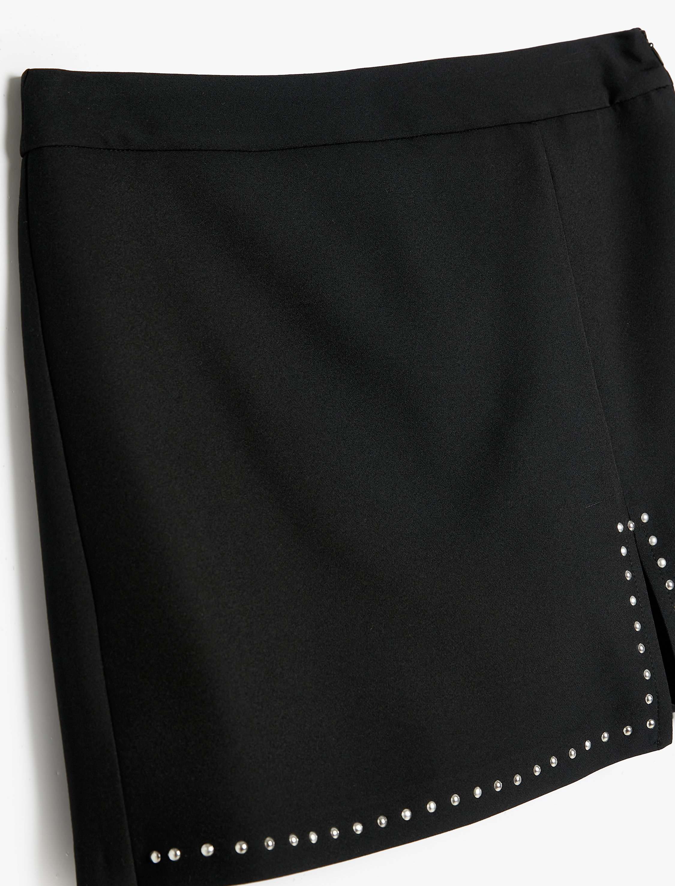   Yüksek Bel Mini Şort Etek Yırtmaç Detaylı Taşlı A Kesim