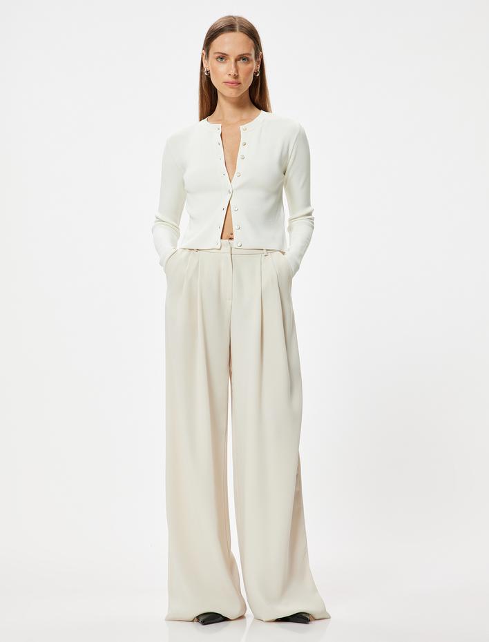  Triko Hırka Yuvarlak Yaka Düğmeli Uzun Kollu