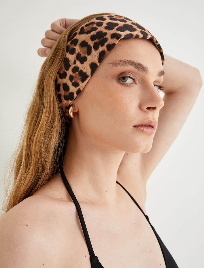 Kadın Leopar Desenli Kare Şal