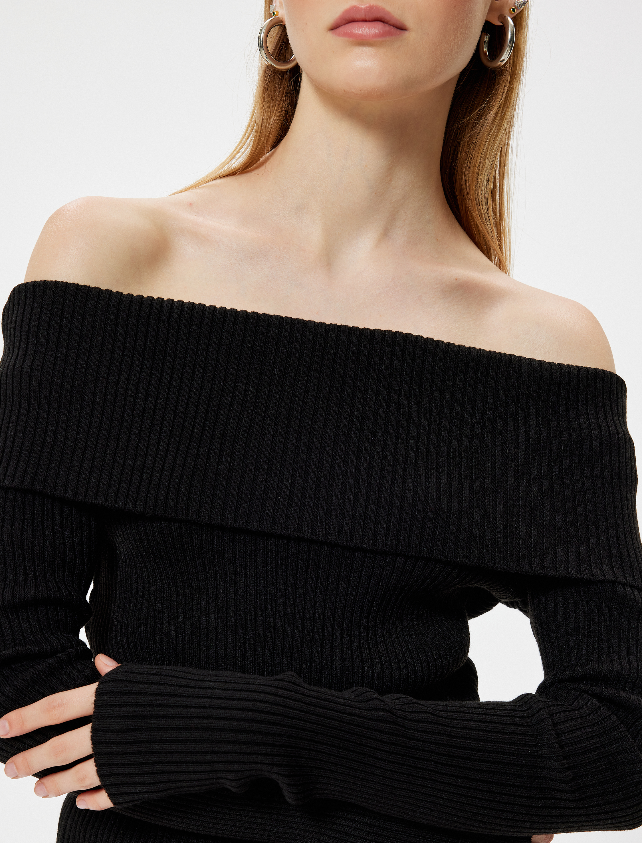   Madonna Yaka Omzu Açık Kazak Triko Basic Dokulu