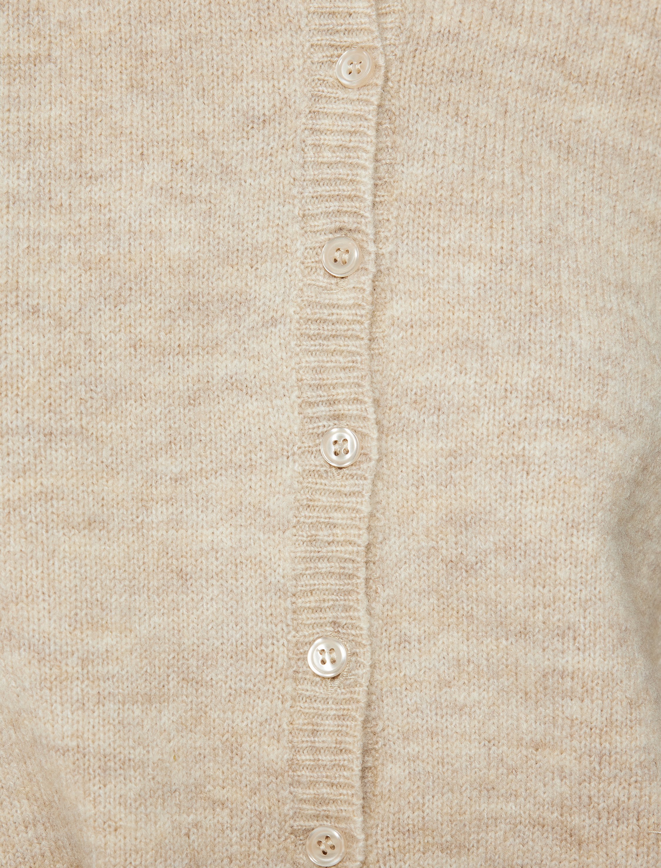 Basic Triko Hırka Bisiklet Yaka Düğmeli Uzun Kollu Yumuşak Dokulu