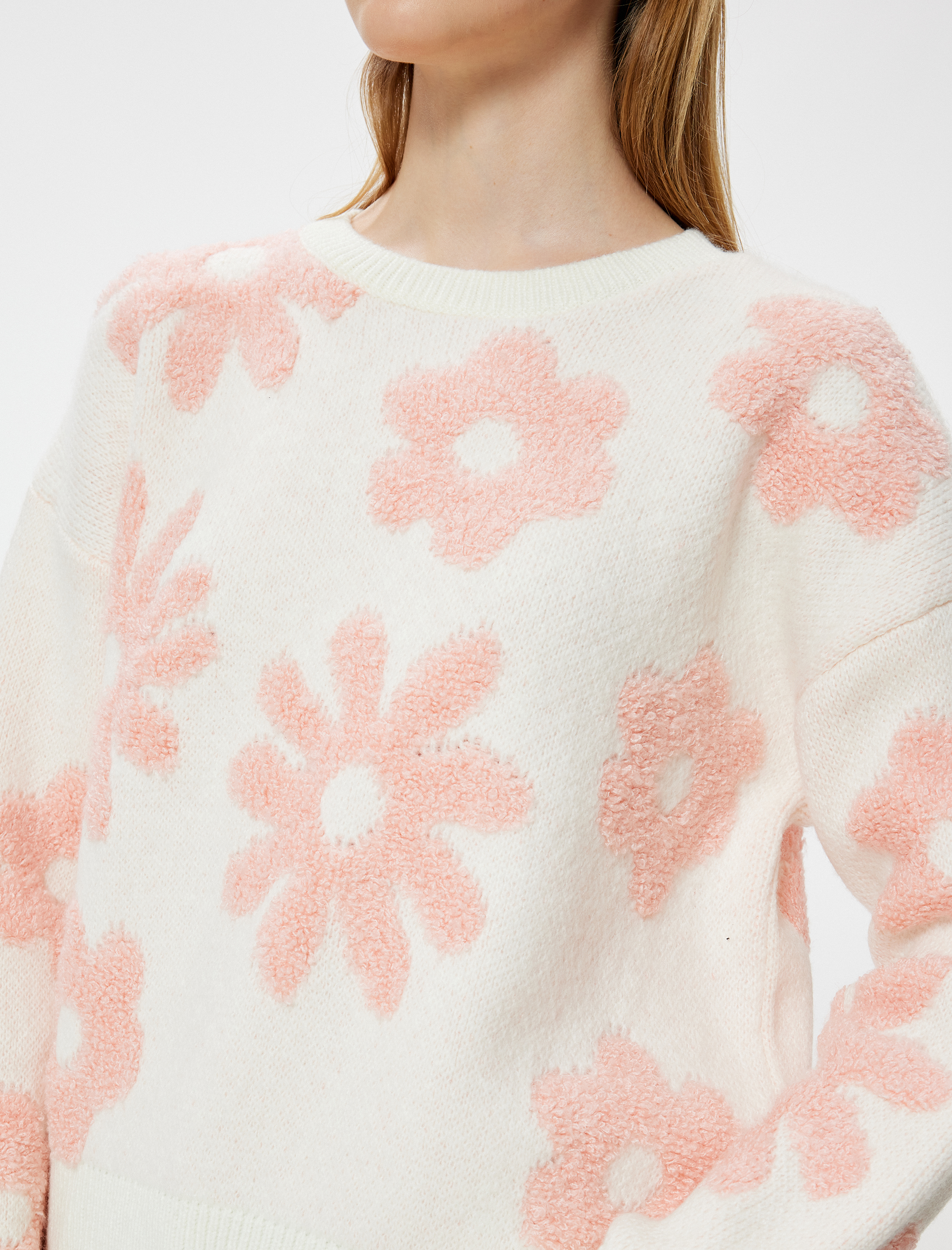 Triko Kazak Jakarlı Çiçek Desenli Bisiklet Yaka