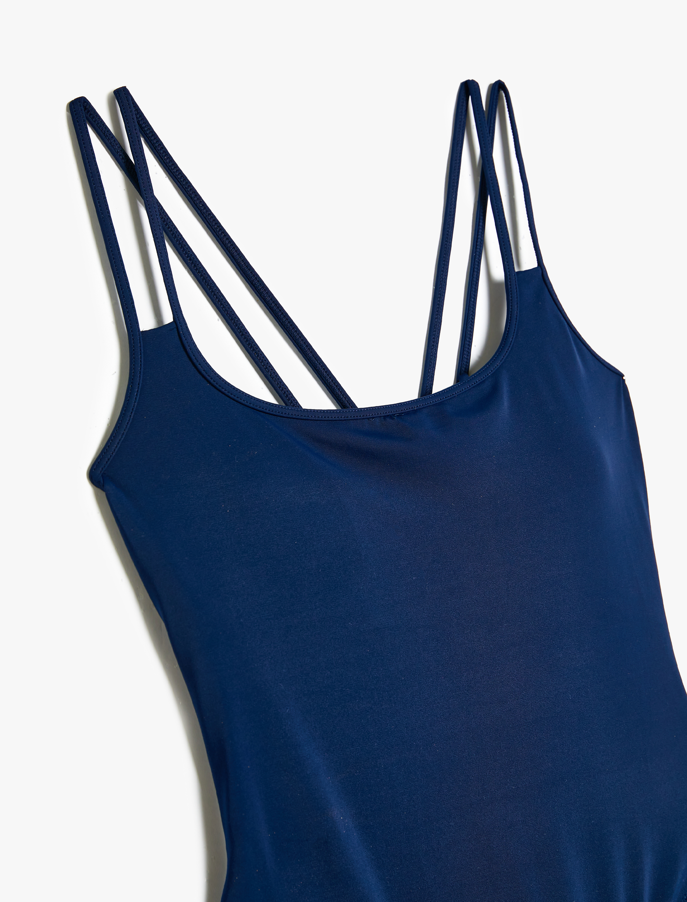   Arkası Pencere Detaylı Mayo Çift Askı Detaylı Arkası Çapraz Askılı