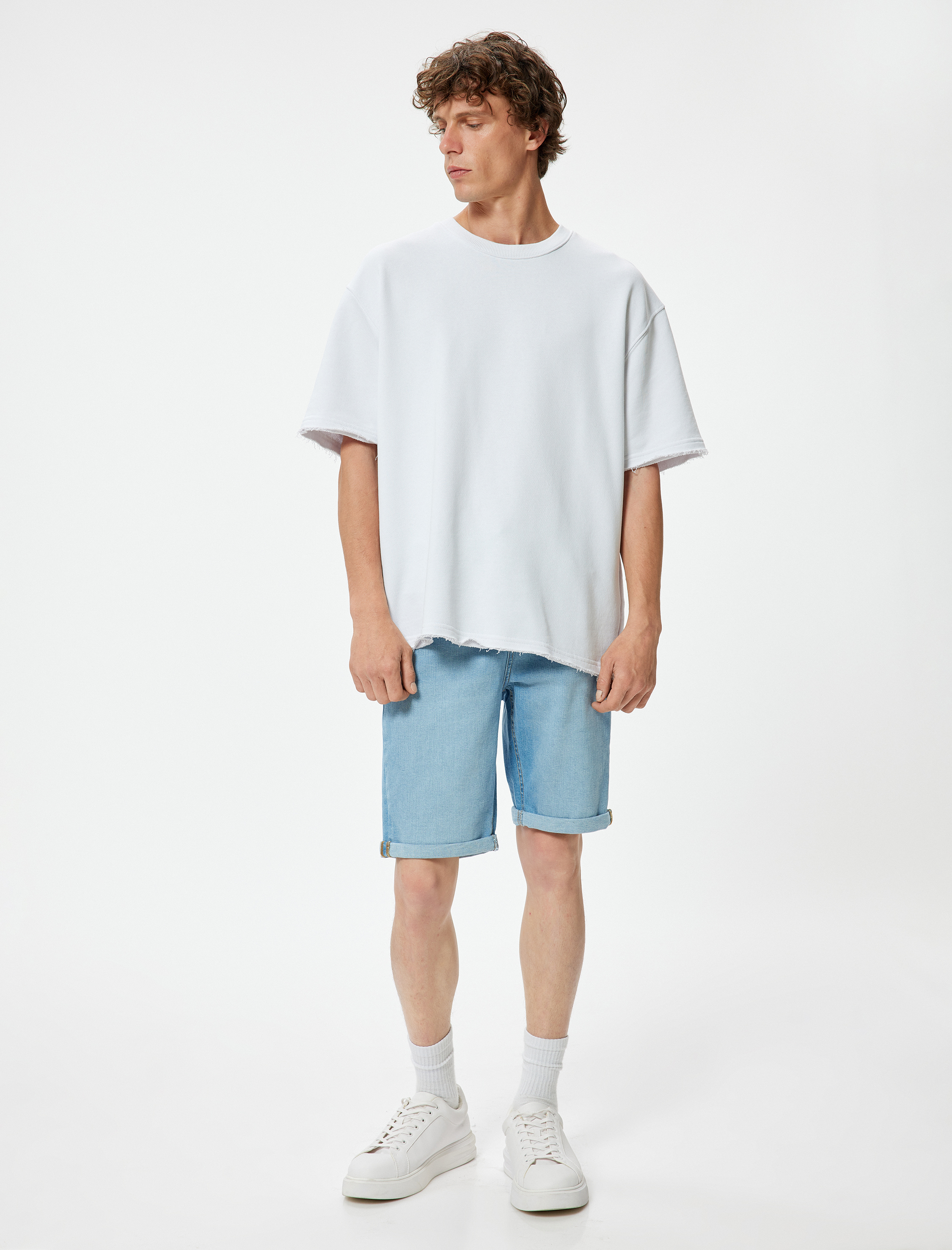   Slim Fit Kot Şort Bermuda Katlama Paçalı Düğme Detaylı