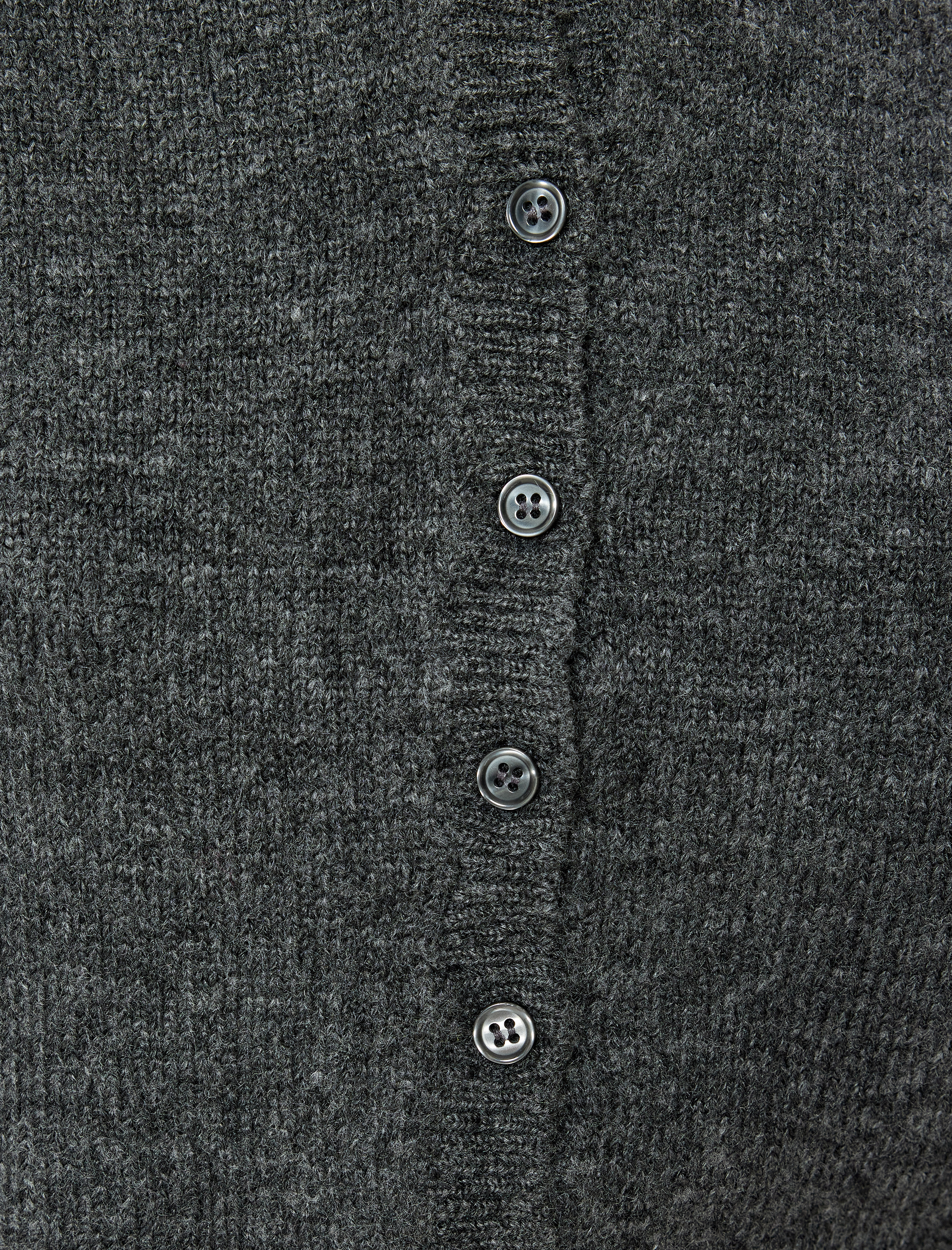   Basic Triko Hırka Bisiklet Yaka Düğmeli Uzun Kollu Yumuşak Dokulu