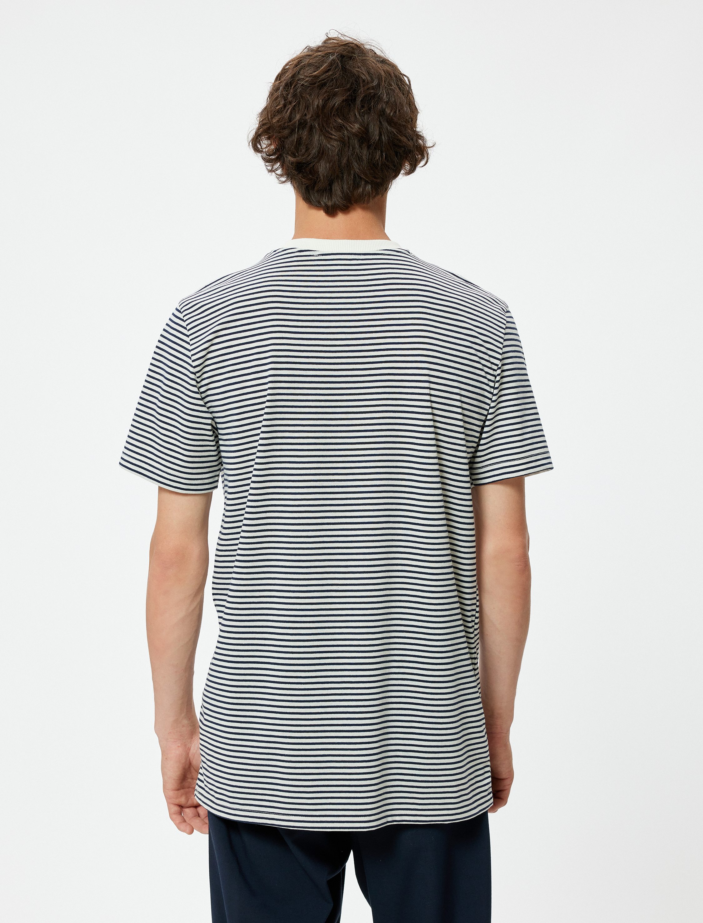   Çizgili Bisiklet Yaka İşlemeli Kısa Kollu Slim Fit Tişört