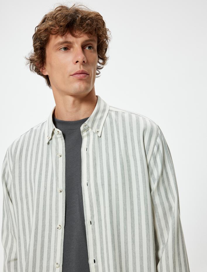  Uzun Kollu Düğmeli Yaka Çizgili Regular Fit Gömlek