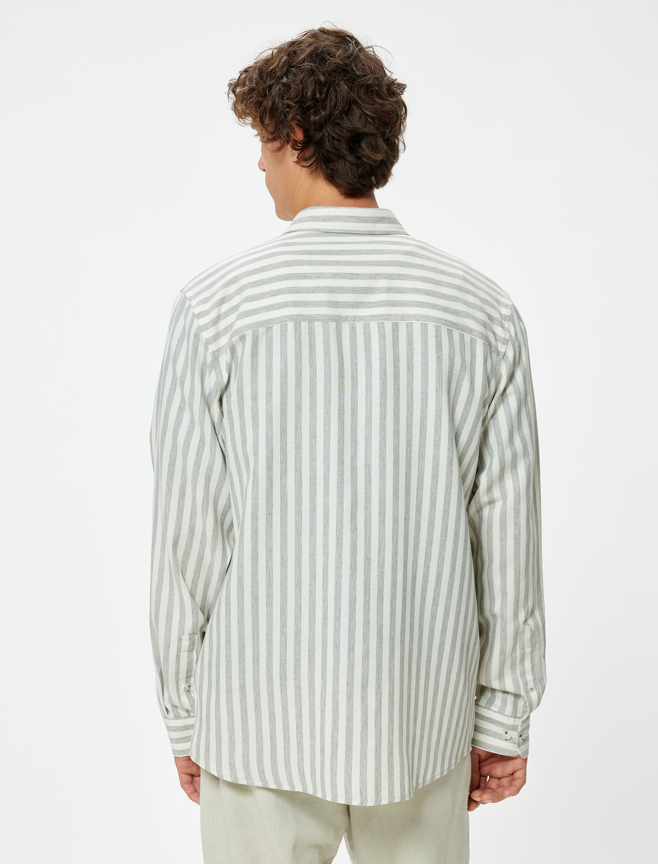   Uzun Kollu Düğmeli Yaka Çizgili Regular Fit Gömlek