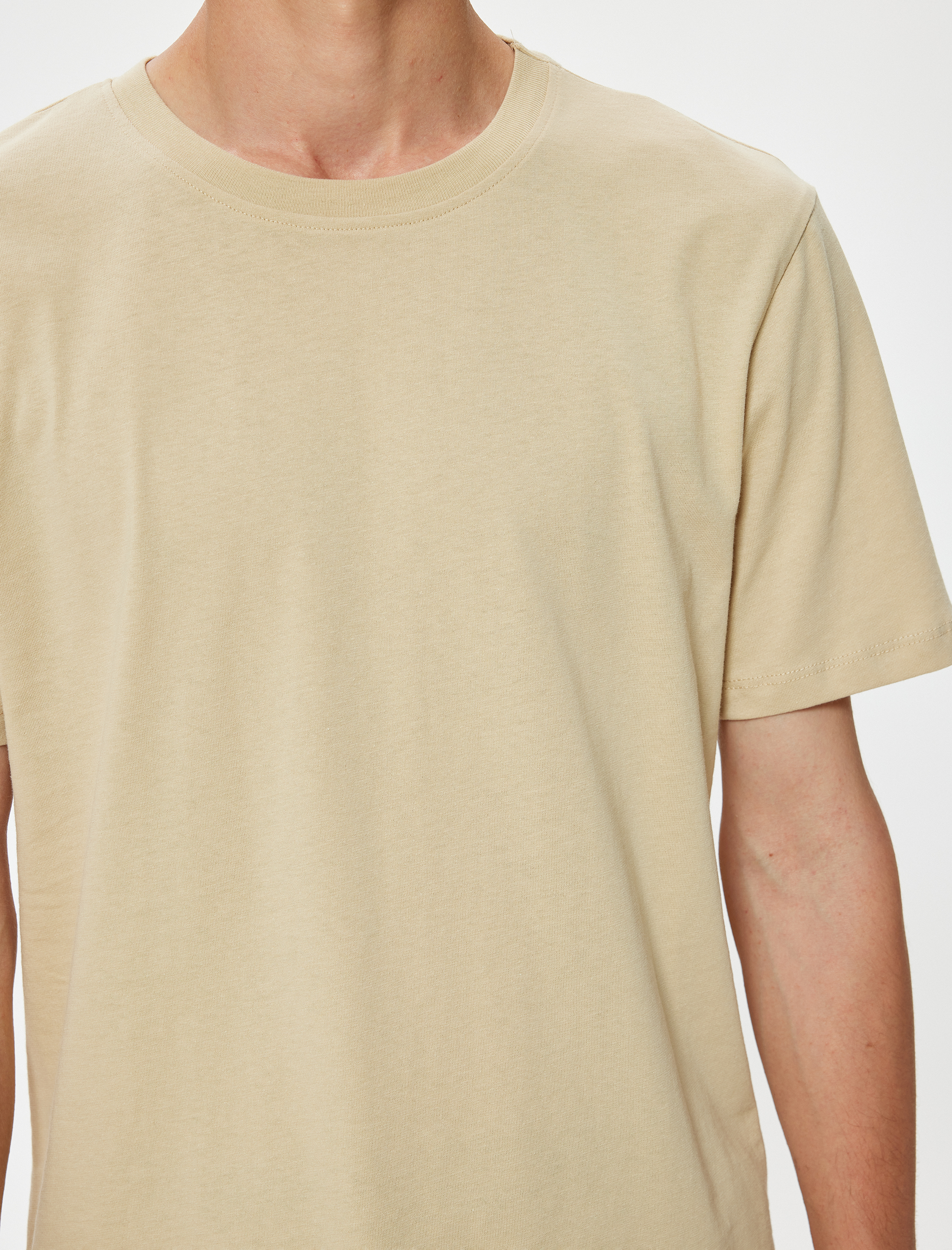   Basic Tişört Slim Fit Bisiklet Yaka Kısa Kollu