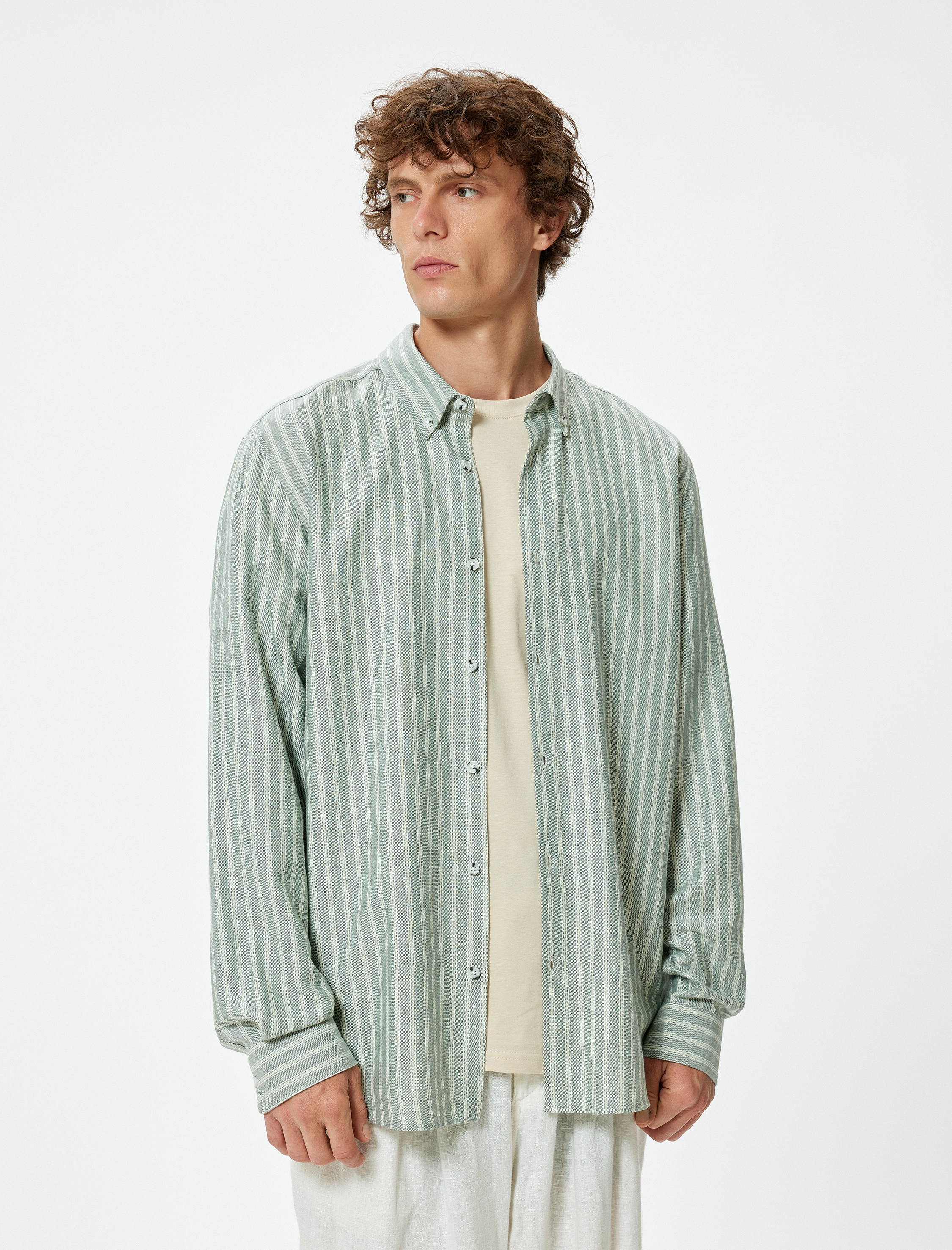   Regular Fit Gömlek Uzun Kollu Düğmeli Yaka Detaylı Pamuk Karışımlı