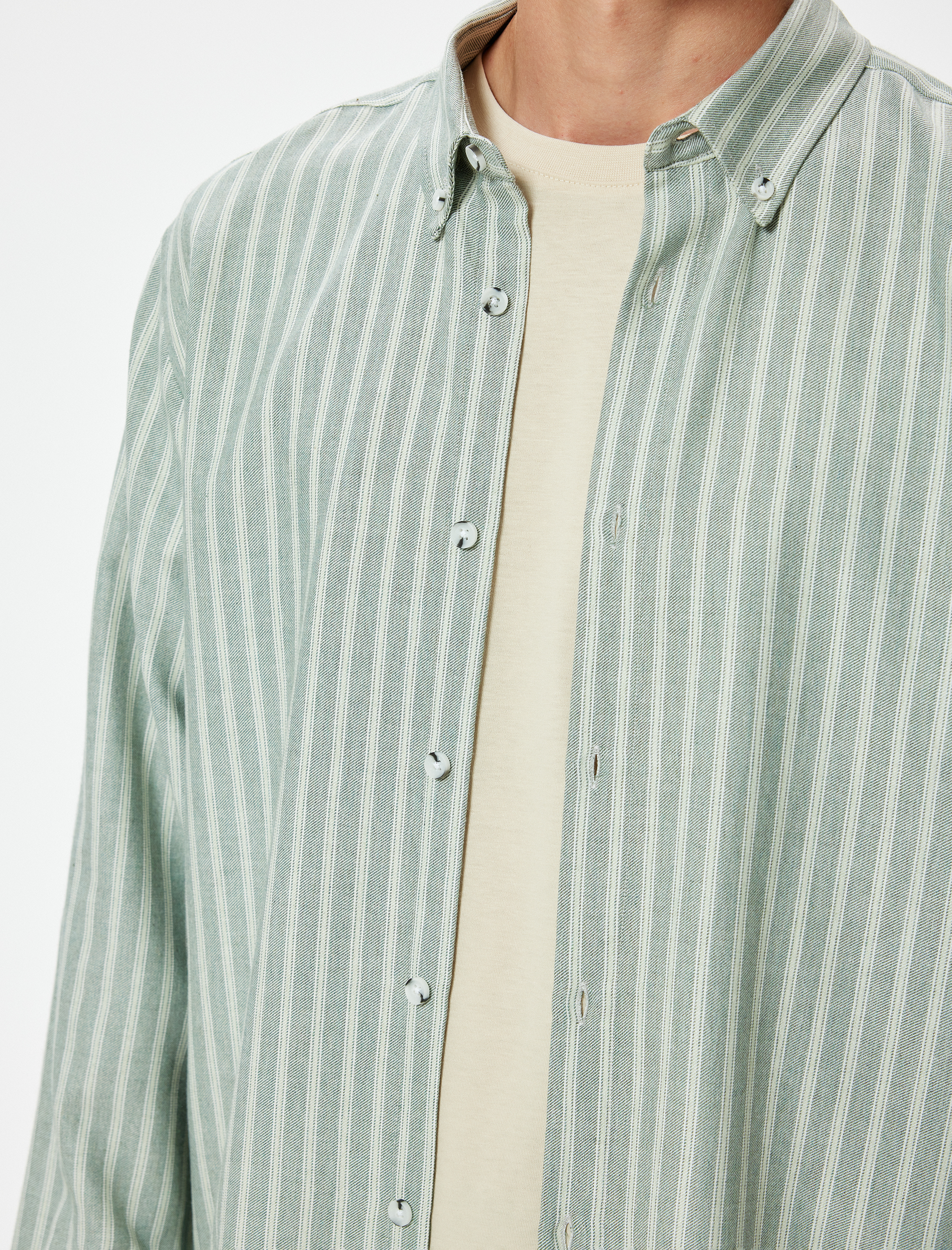   Regular Fit Gömlek Uzun Kollu Düğmeli Yaka Detaylı Pamuk Karışımlı