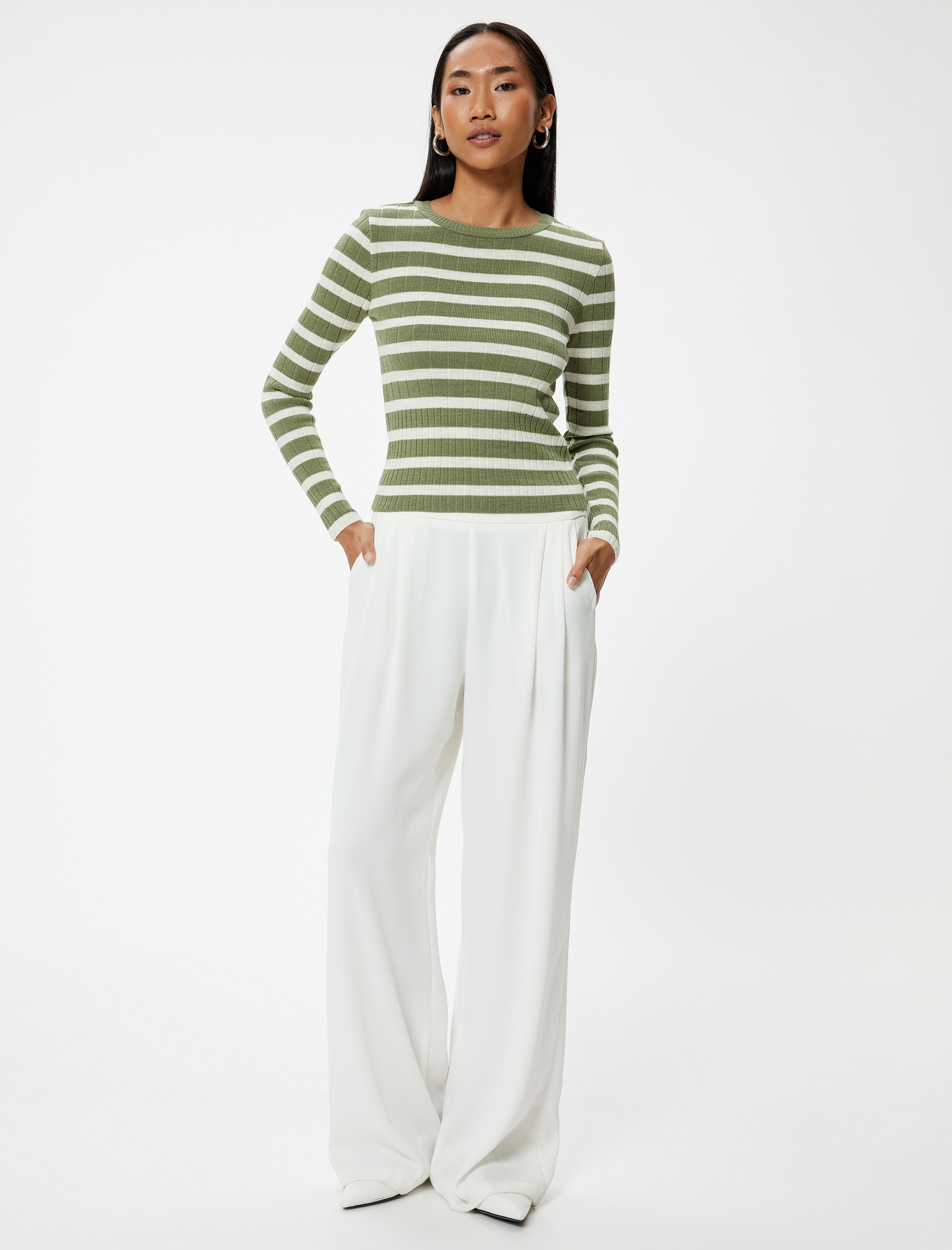   Triko Kazak Uzun Kollu Yuvarlak Yaka