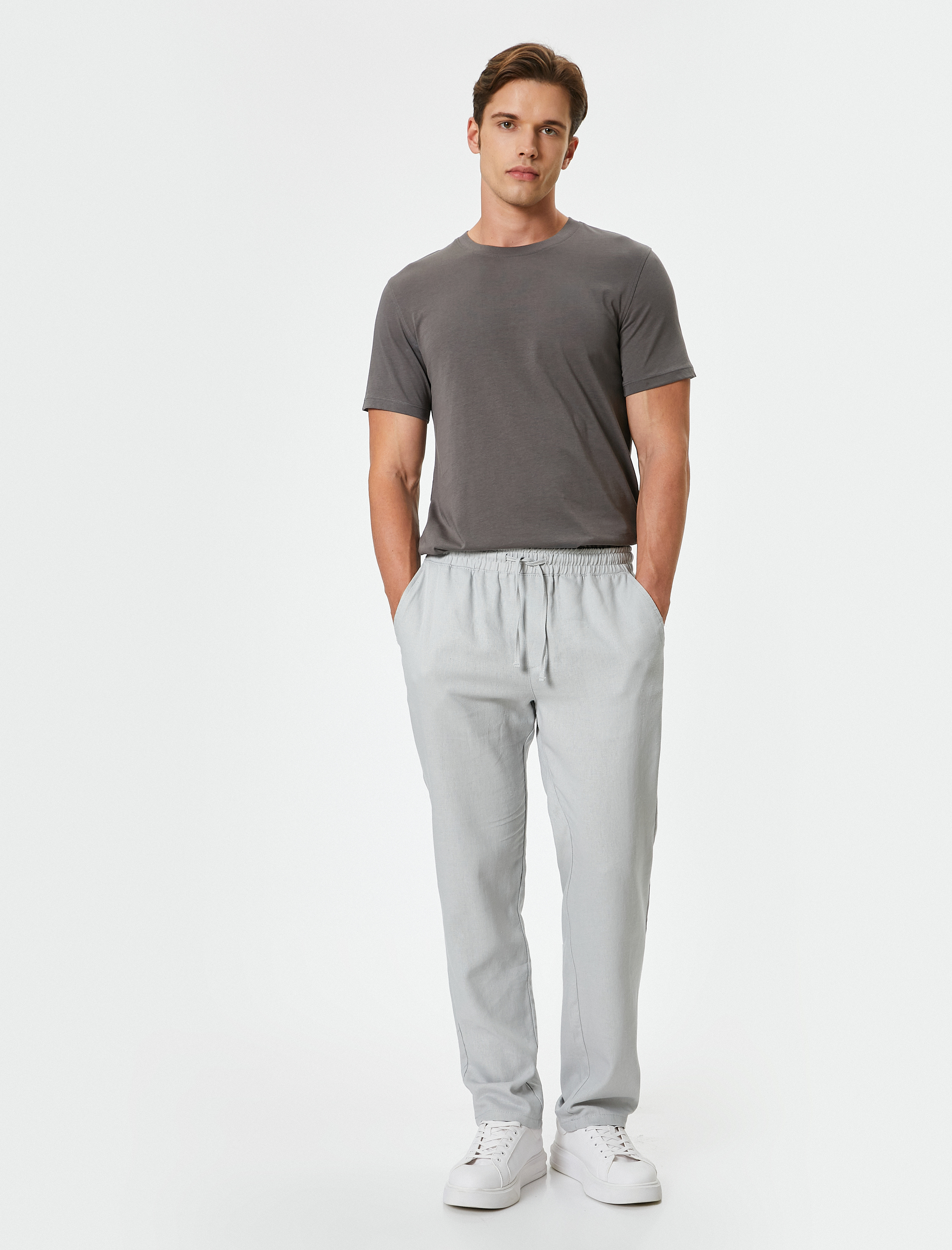   Dar Kesim Pamuklu Kısa Kollu Bisiklet Yaka Basic Tişört