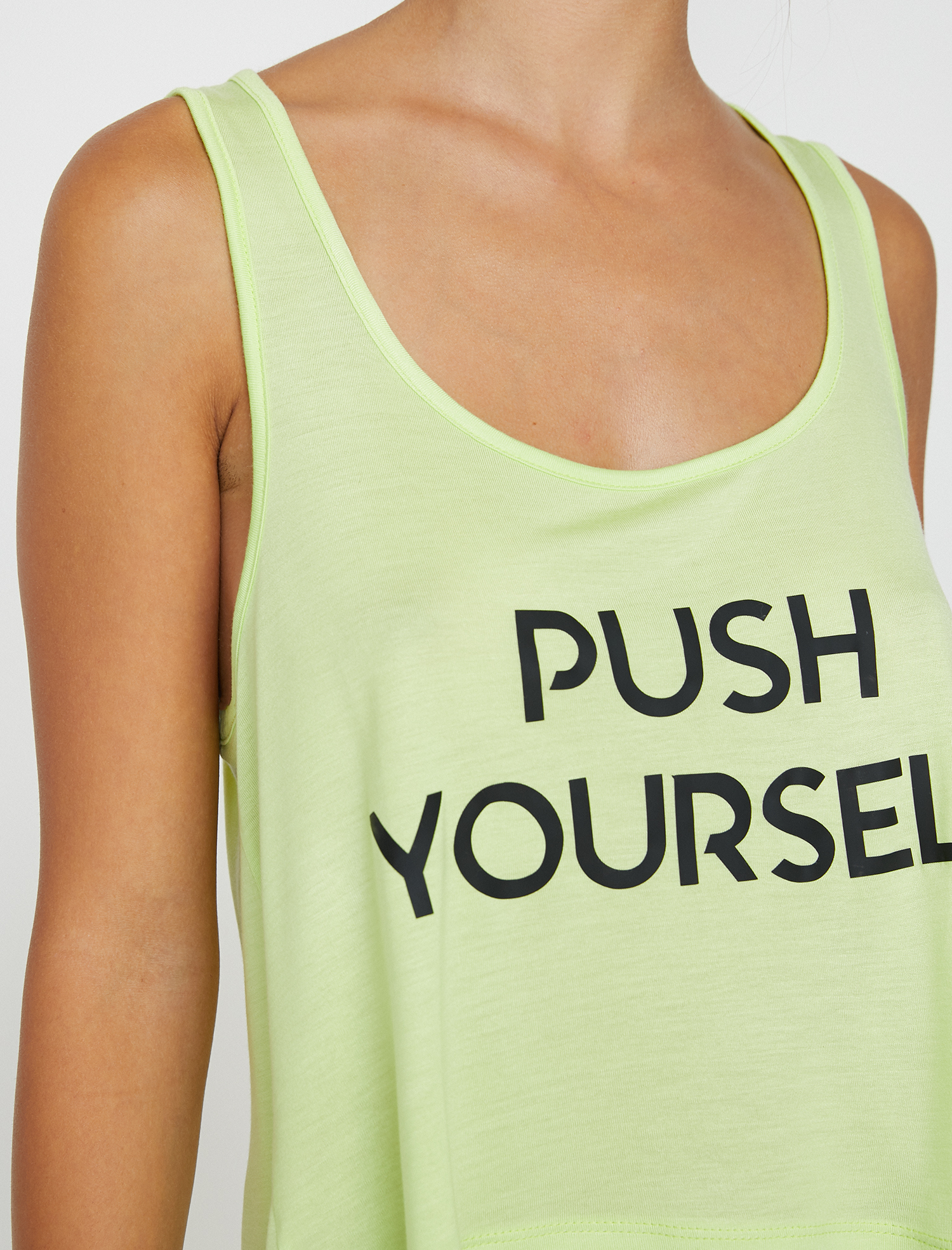   Yazılı Baskılı Atlet