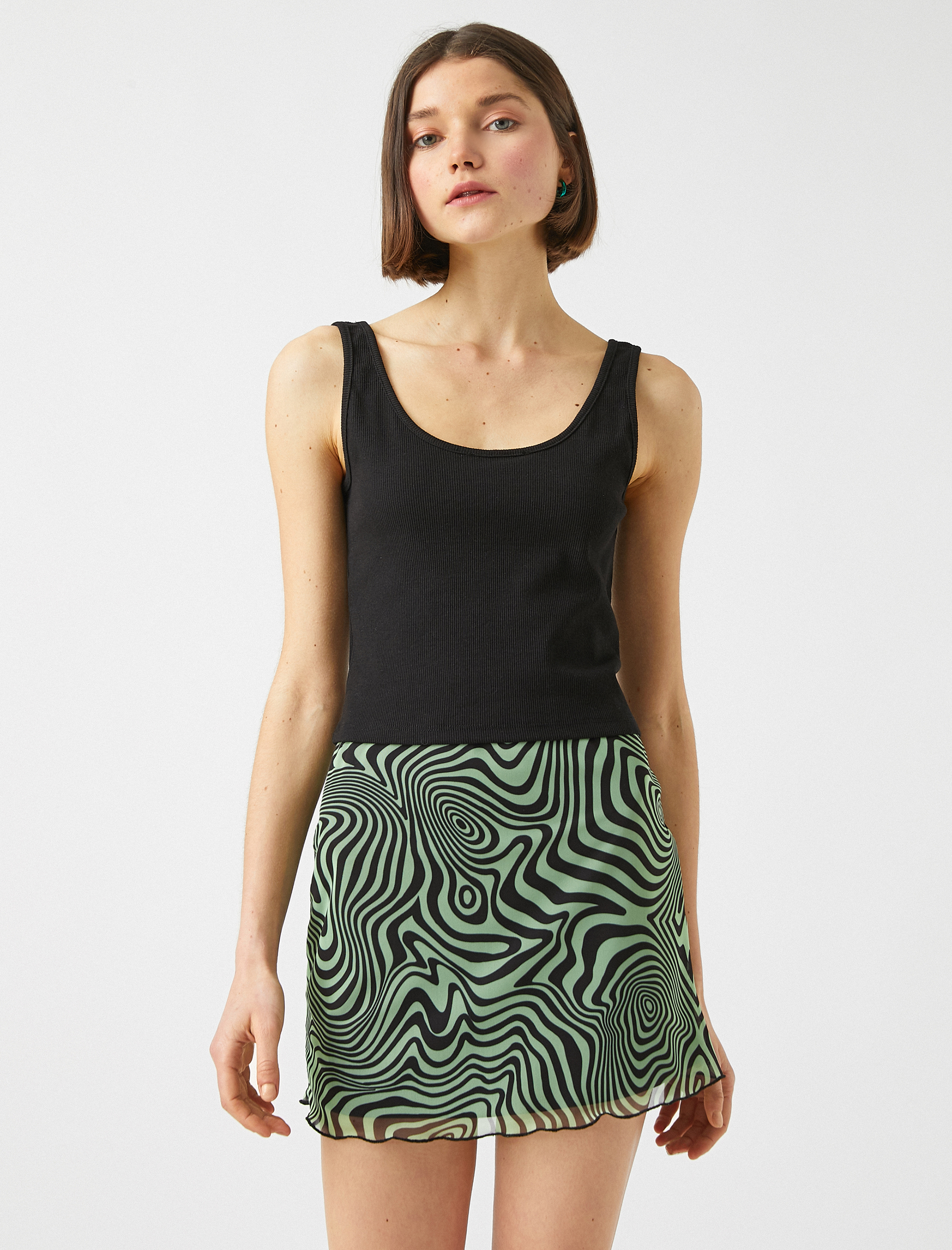   Askılı Kare Yaka Atlet