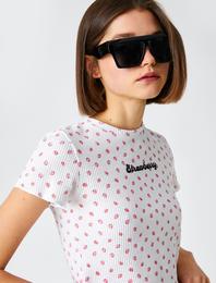 Crop Tişört Çilek Baskılı Kısa Kollu Pamuklu